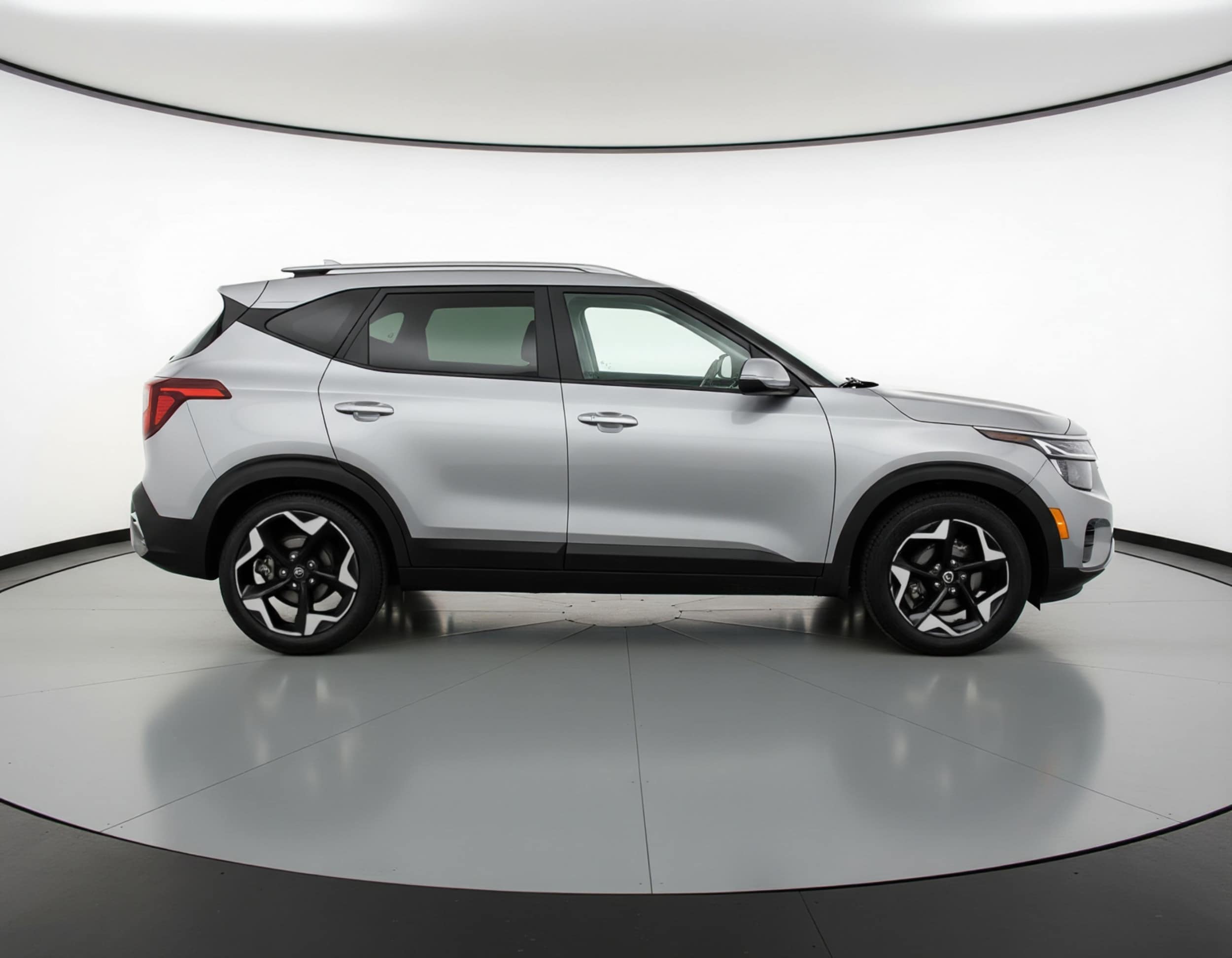 Thumbnail: 2025 Kia Seltos - 8