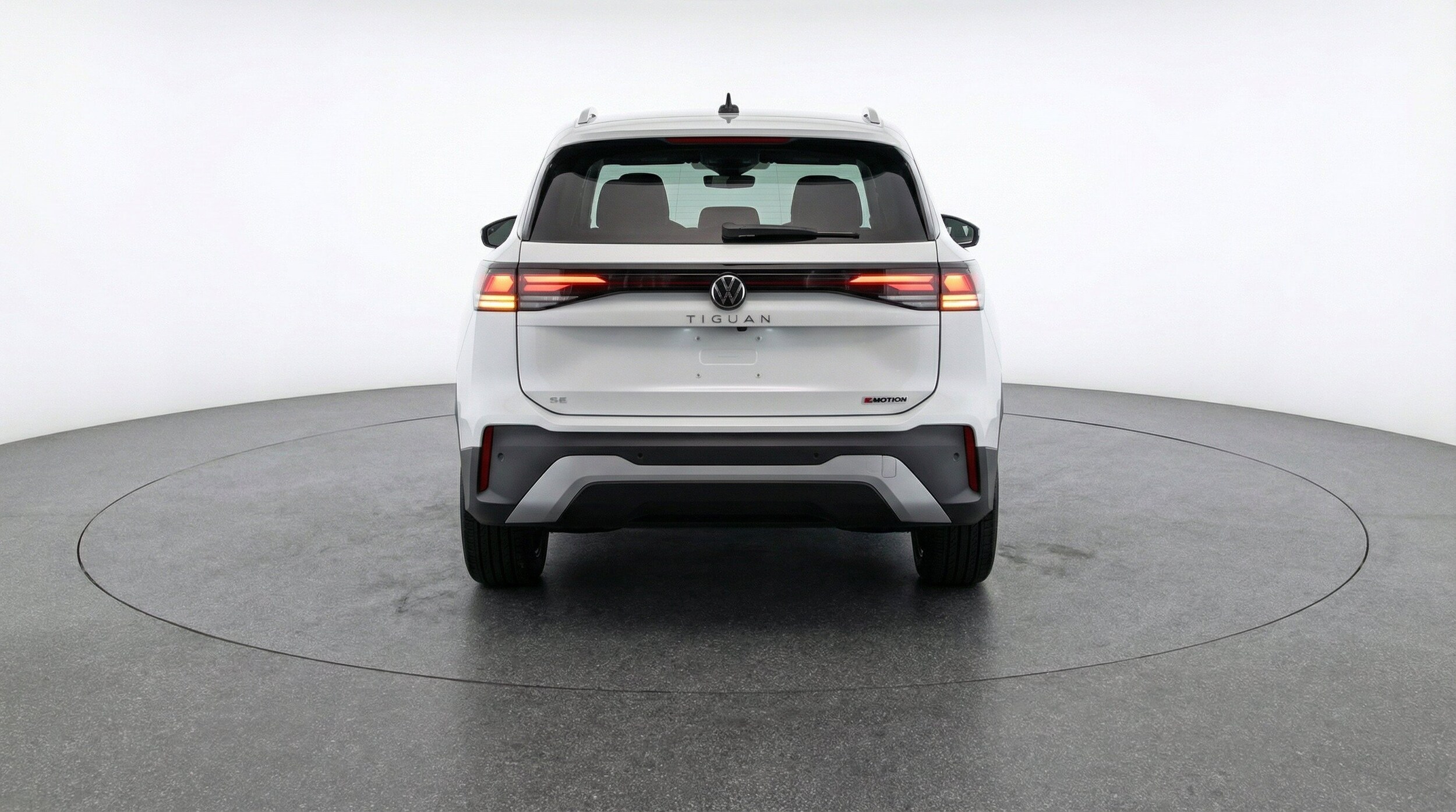 Thumbnail: 2026 Volkswagen Tiguan - 7