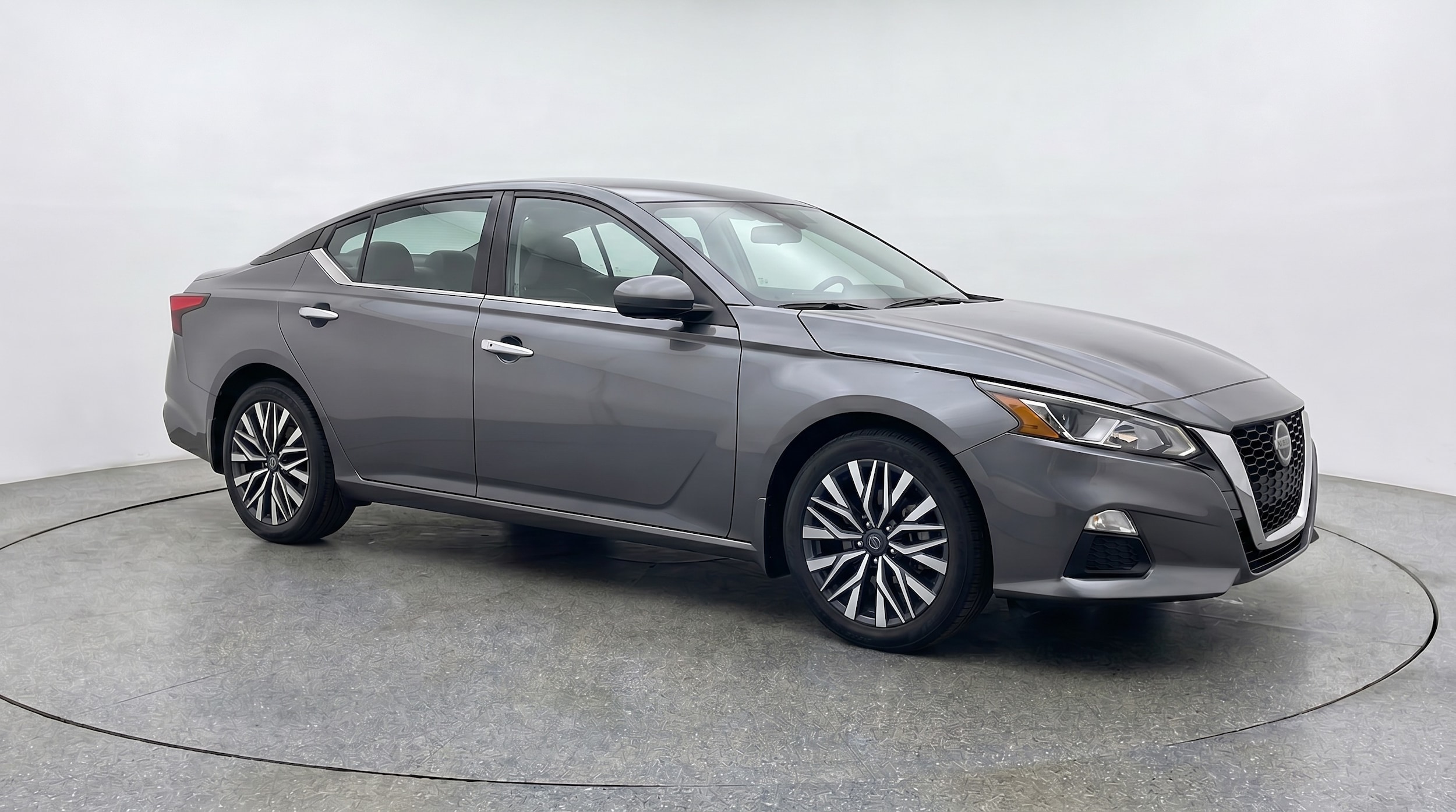 Thumbnail: 2025 Nissan Altima - 1