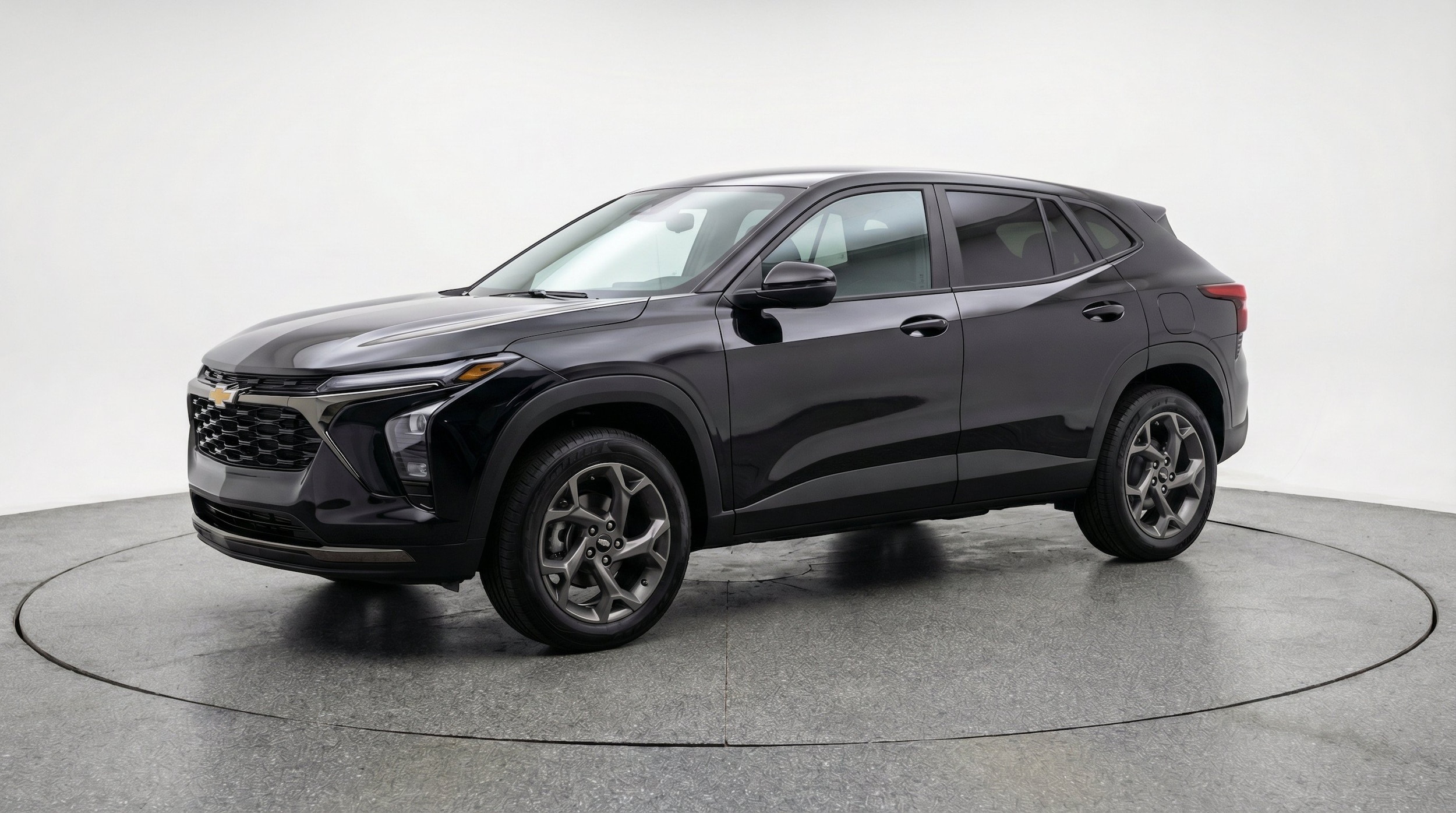 Thumbnail: 2025 Chevrolet Trax - 3