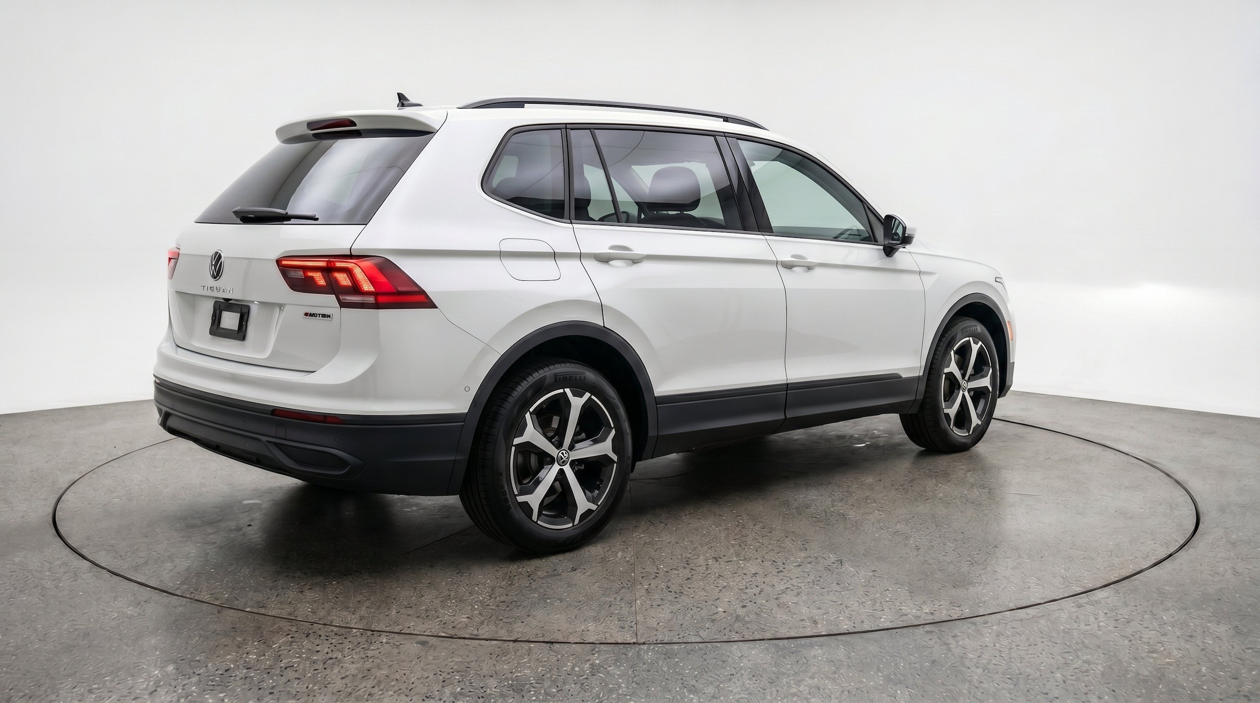 Thumbnail: 2026 Volkswagen Tiguan - 9
