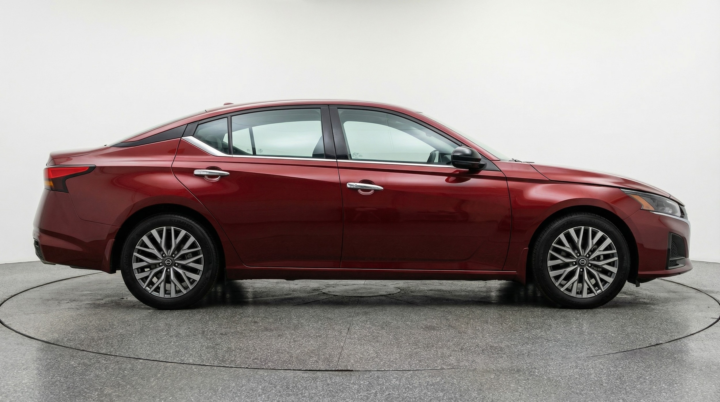 Thumbnail: 2025 Nissan Altima - 8