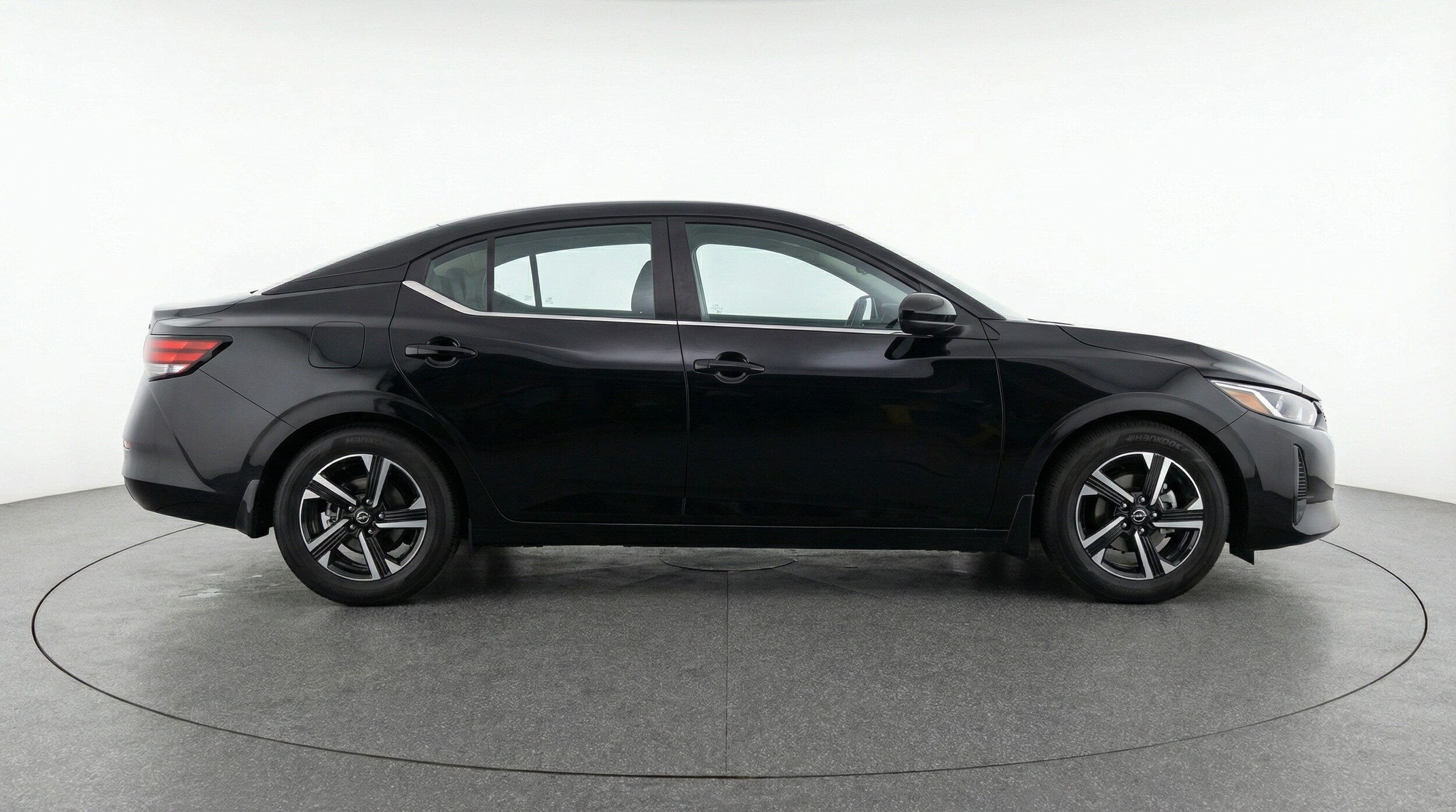 Thumbnail: 2025 Nissan Sentra - 8