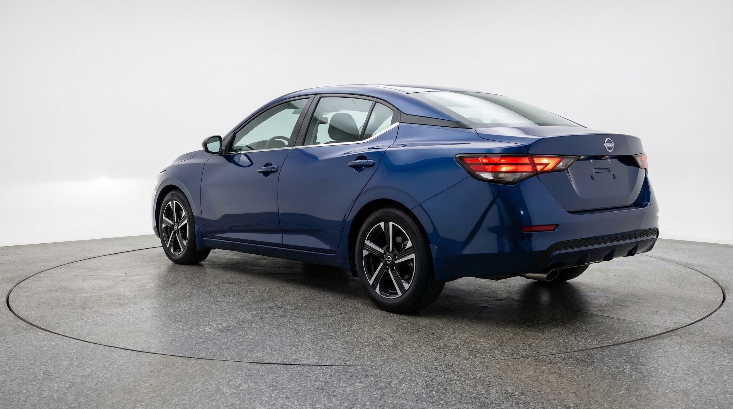 Thumbnail: 2025 Nissan Sentra - 5