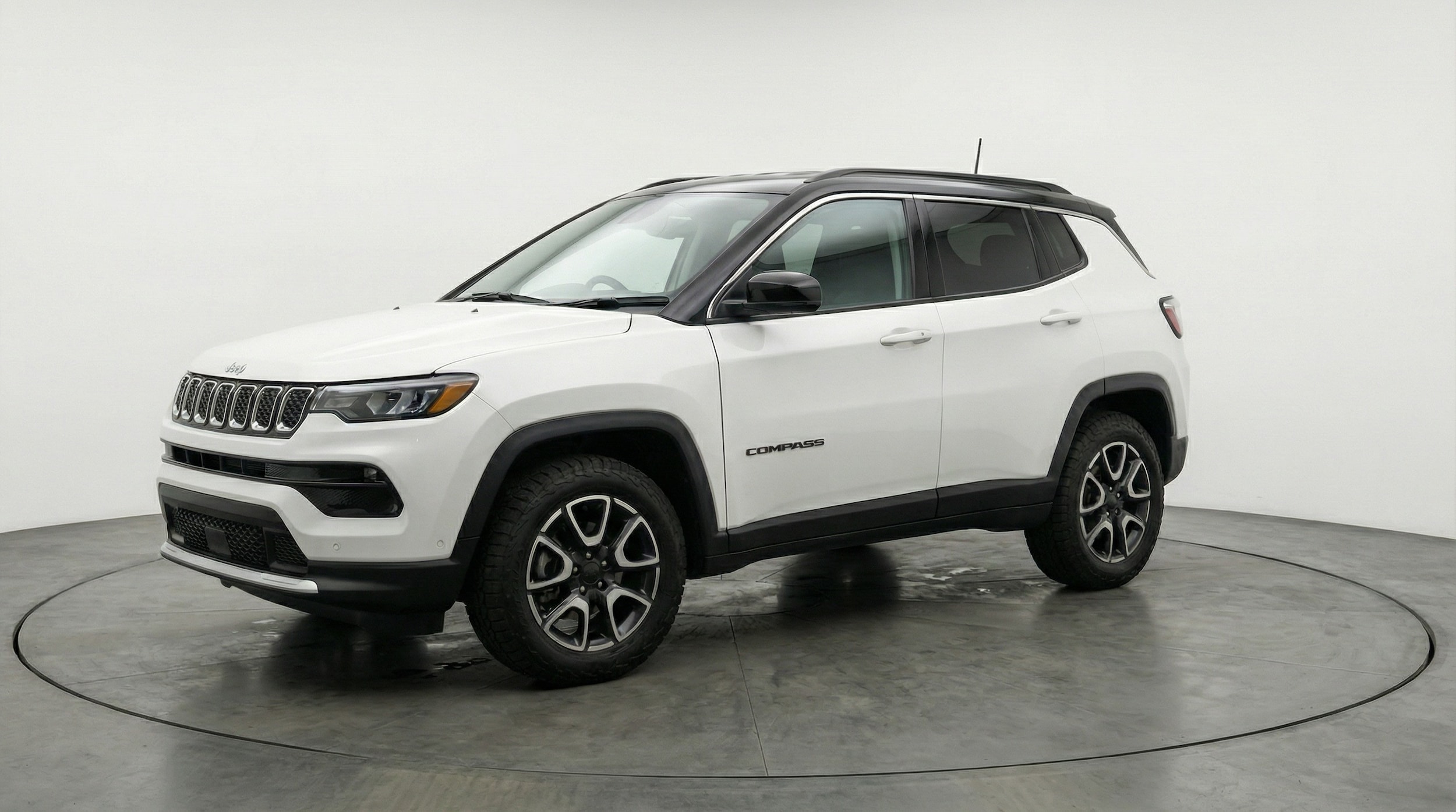 Thumbnail: 2025 Jeep Compass - 3