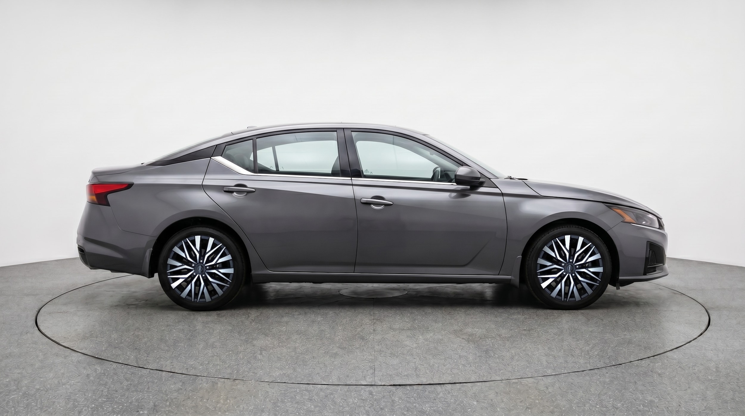 Thumbnail: 2025 Nissan Altima - 8