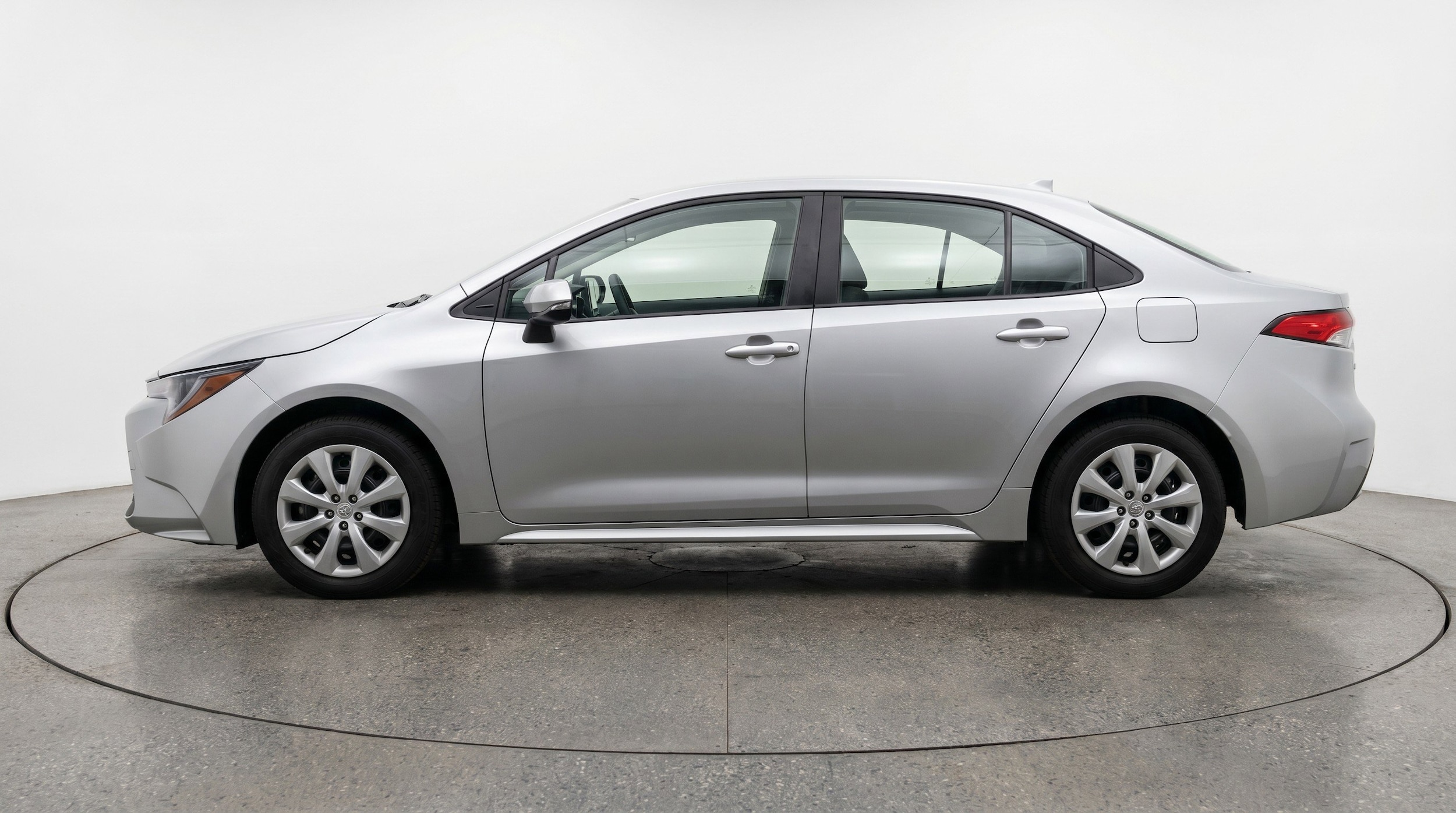 Thumbnail: 2025 Toyota Corolla - 5