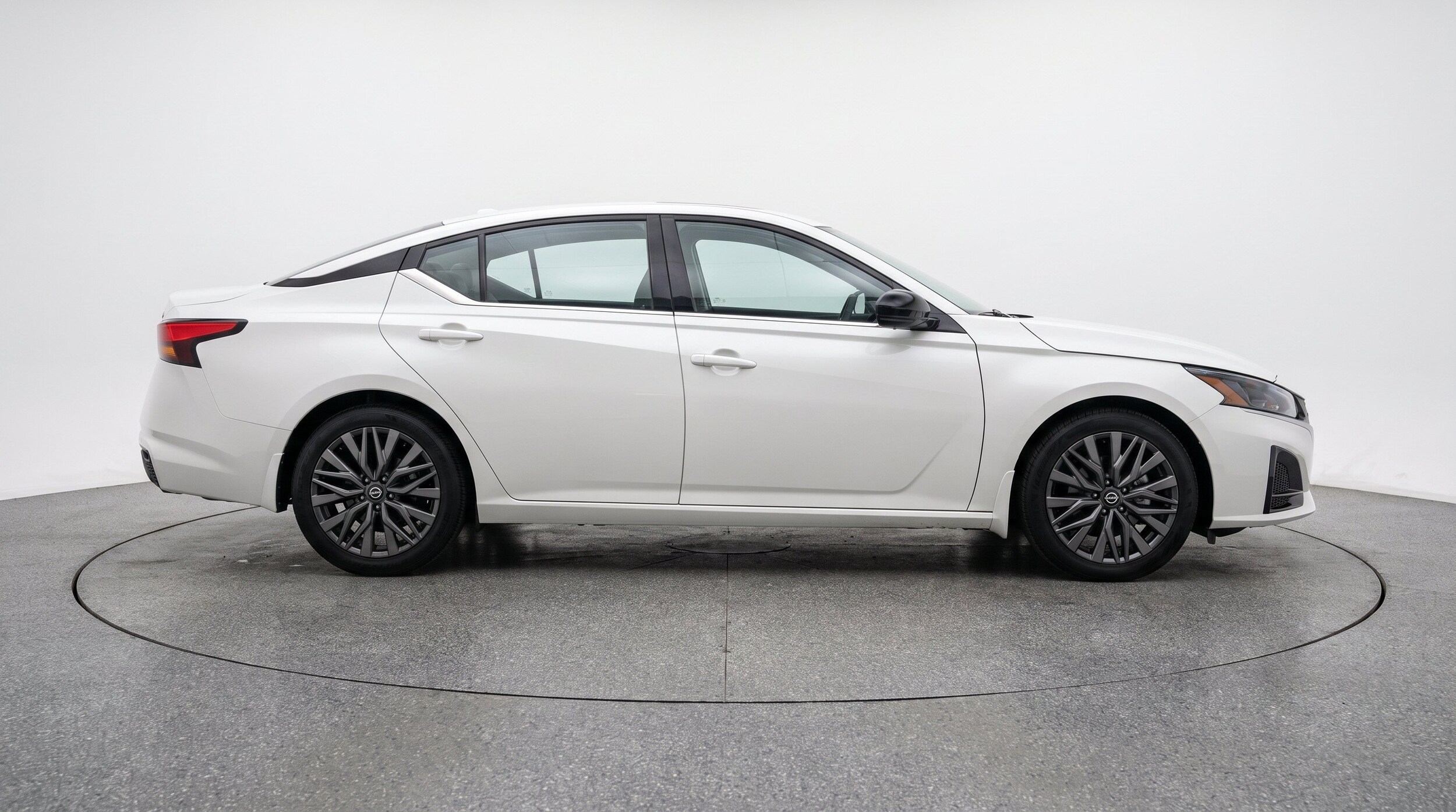 Thumbnail: 2026 Nissan Altima - 10