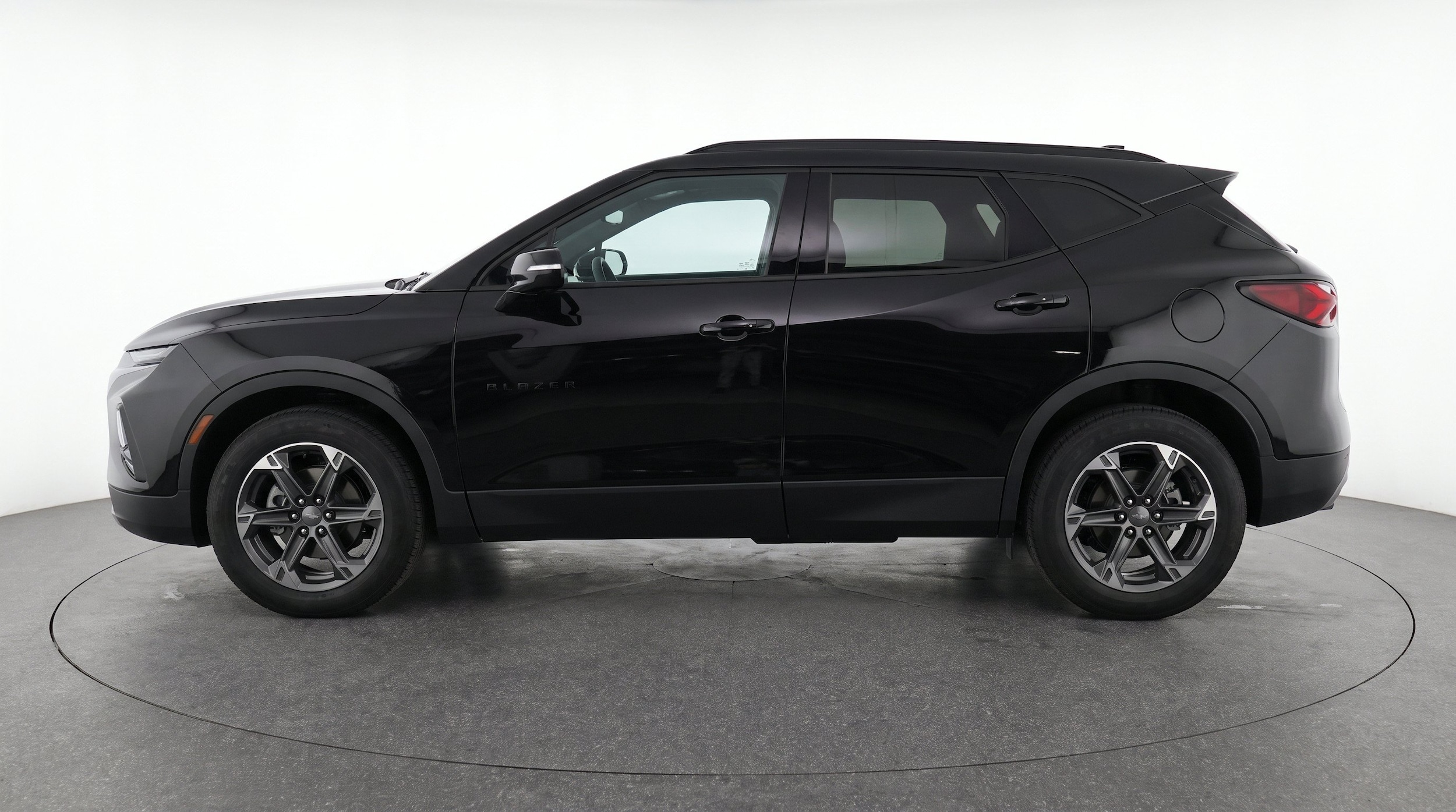 Thumbnail: 2026 Chevrolet Blazer - 5