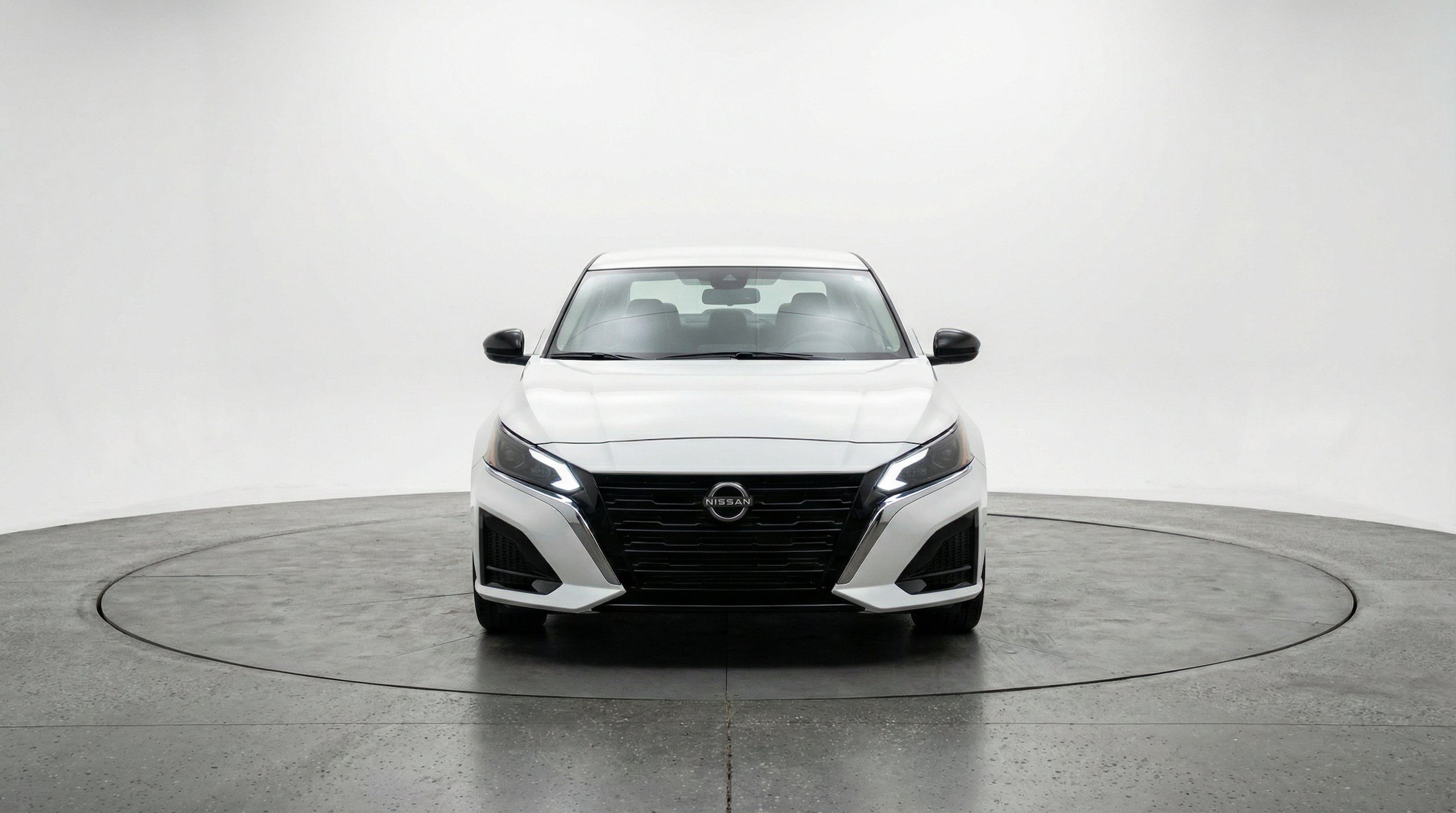 Thumbnail: 2025 Nissan Altima - 2
