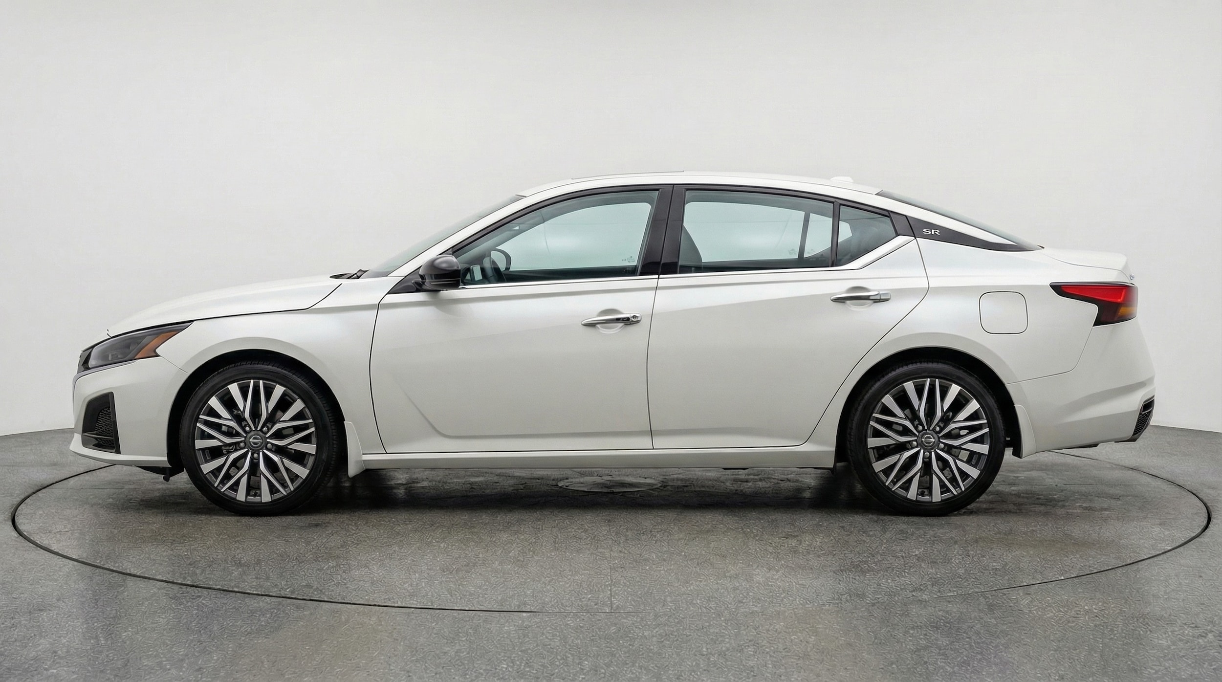 Thumbnail: 2025 Nissan Altima - 4