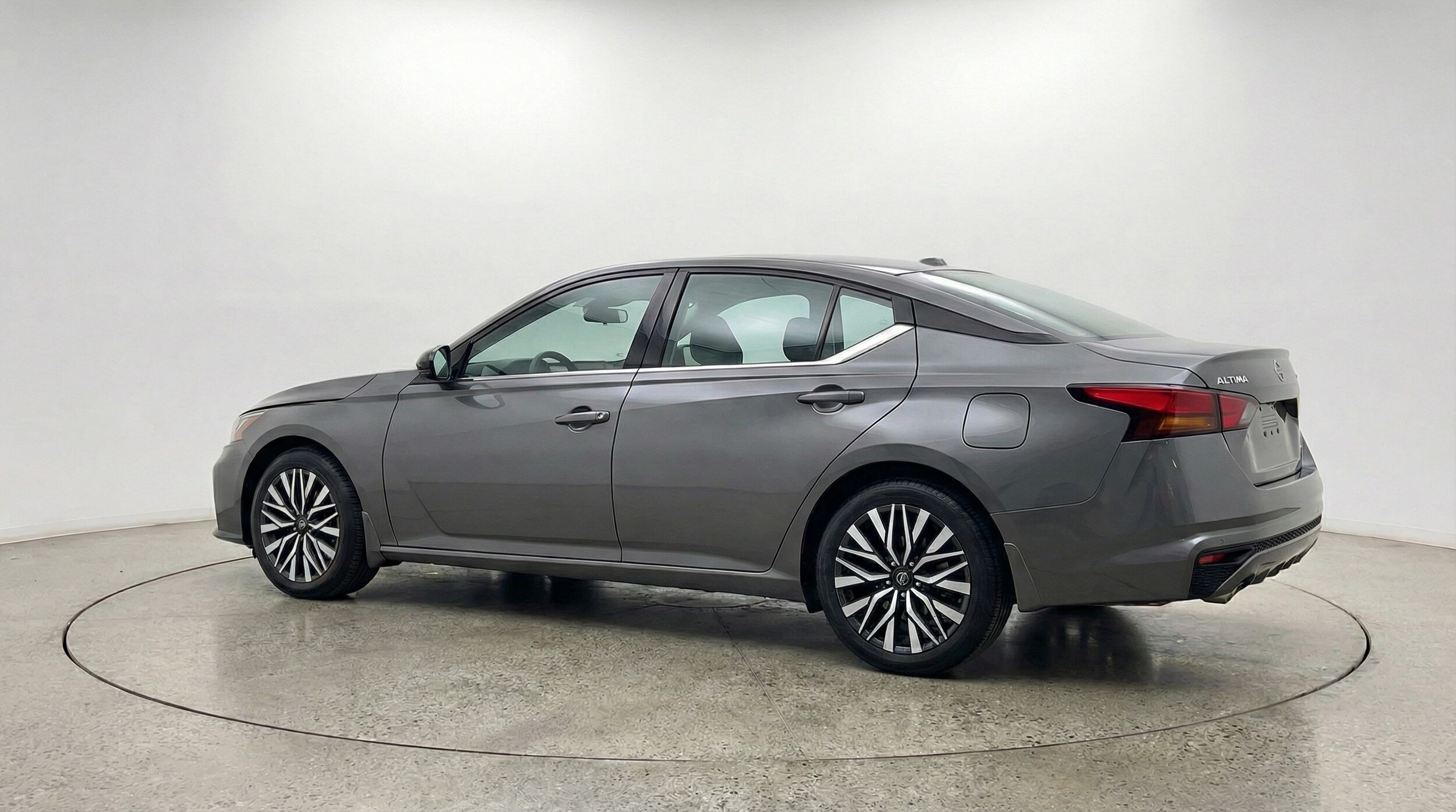 Thumbnail: 2025 Nissan Altima - 5