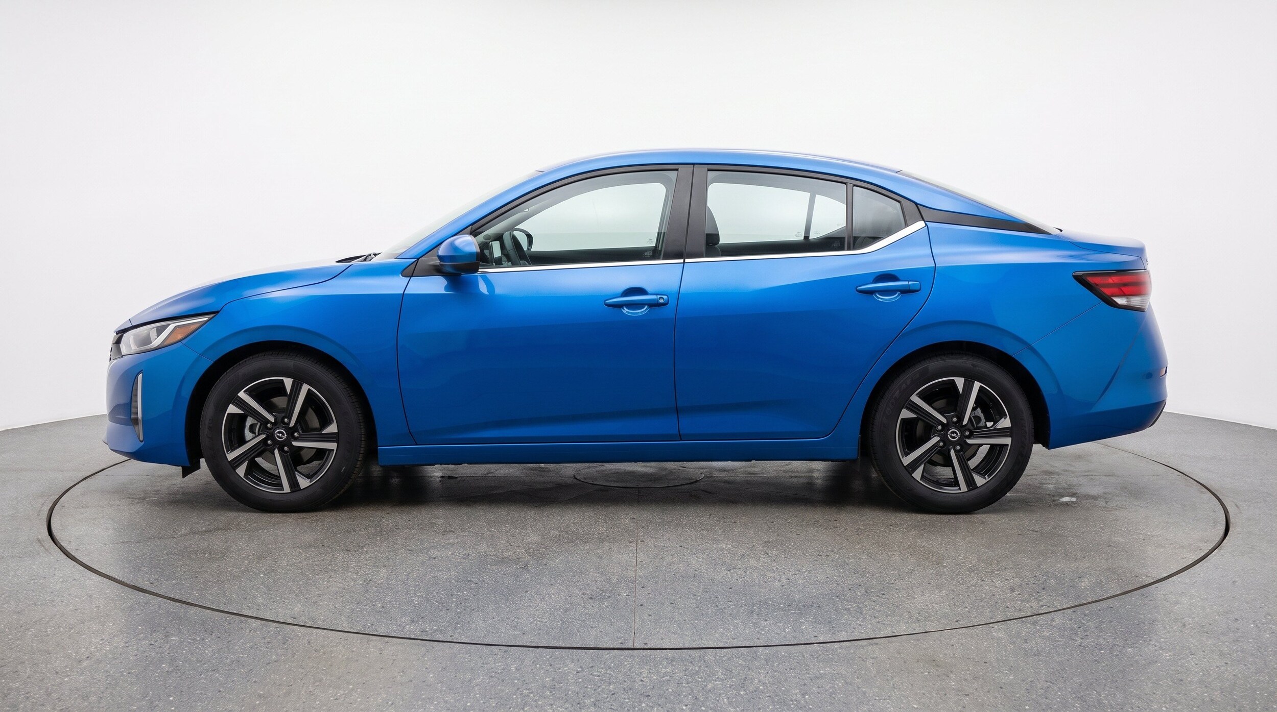 Thumbnail: 2025 Nissan Sentra - 5