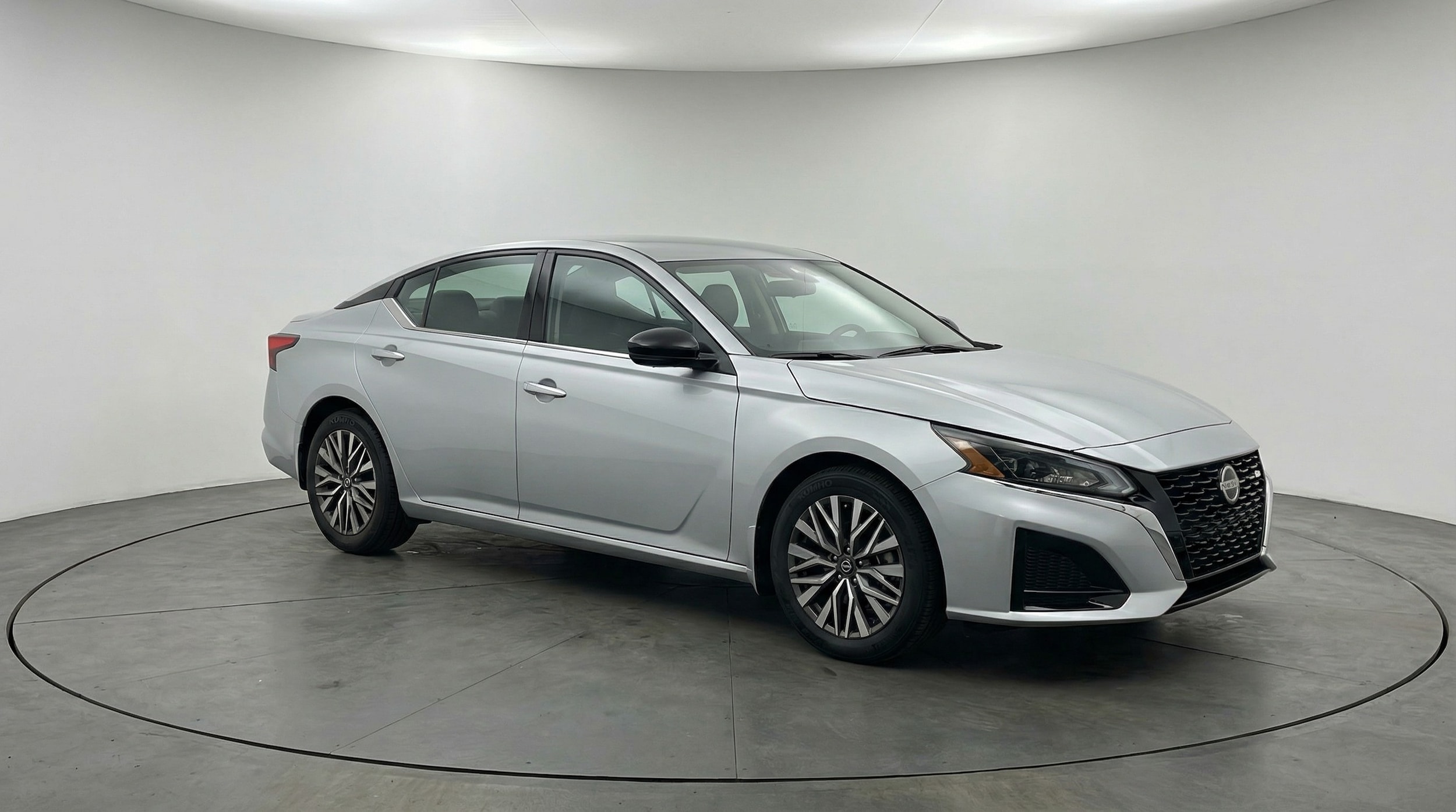 Thumbnail: 2025 Nissan Altima - 1