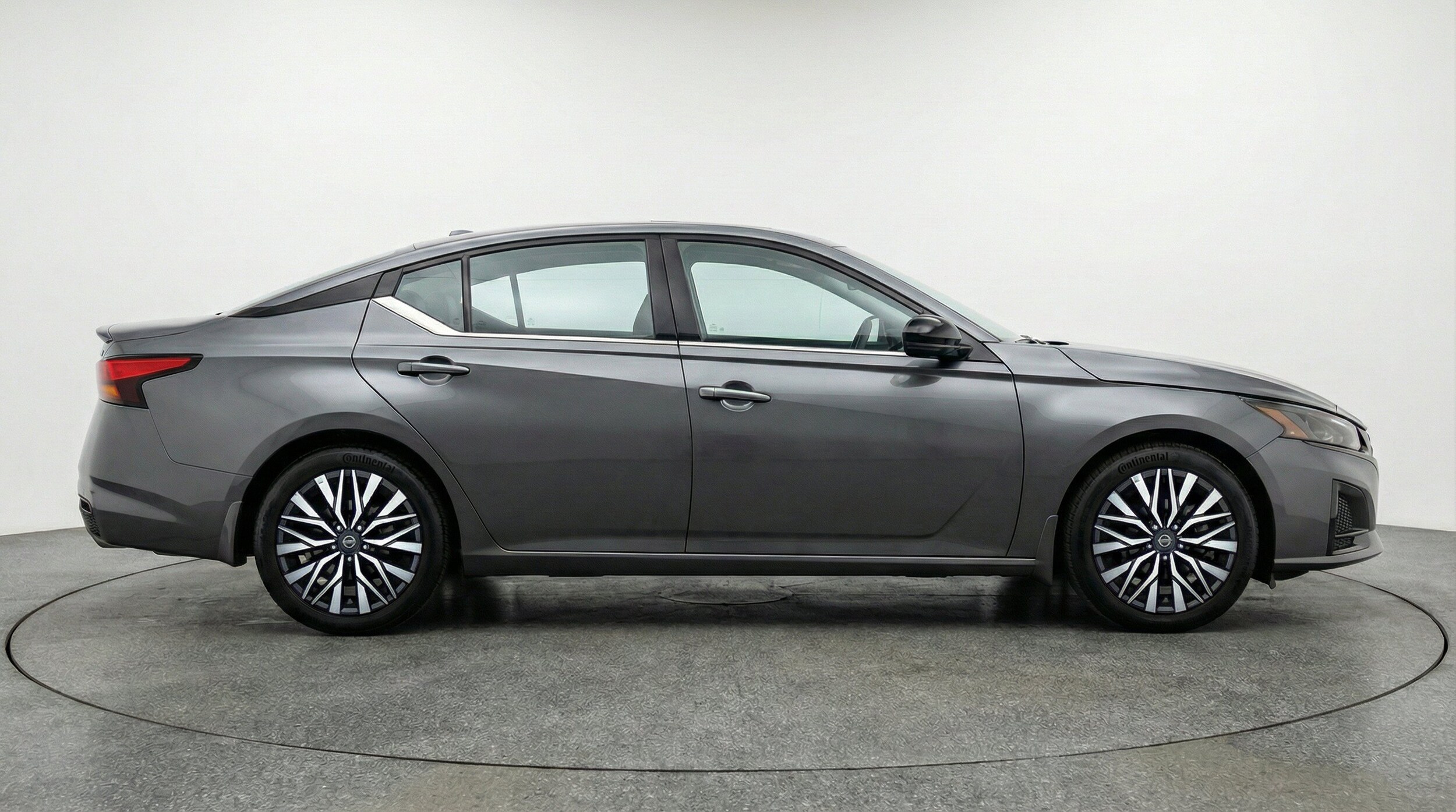 Thumbnail: 2025 Nissan Altima - 10