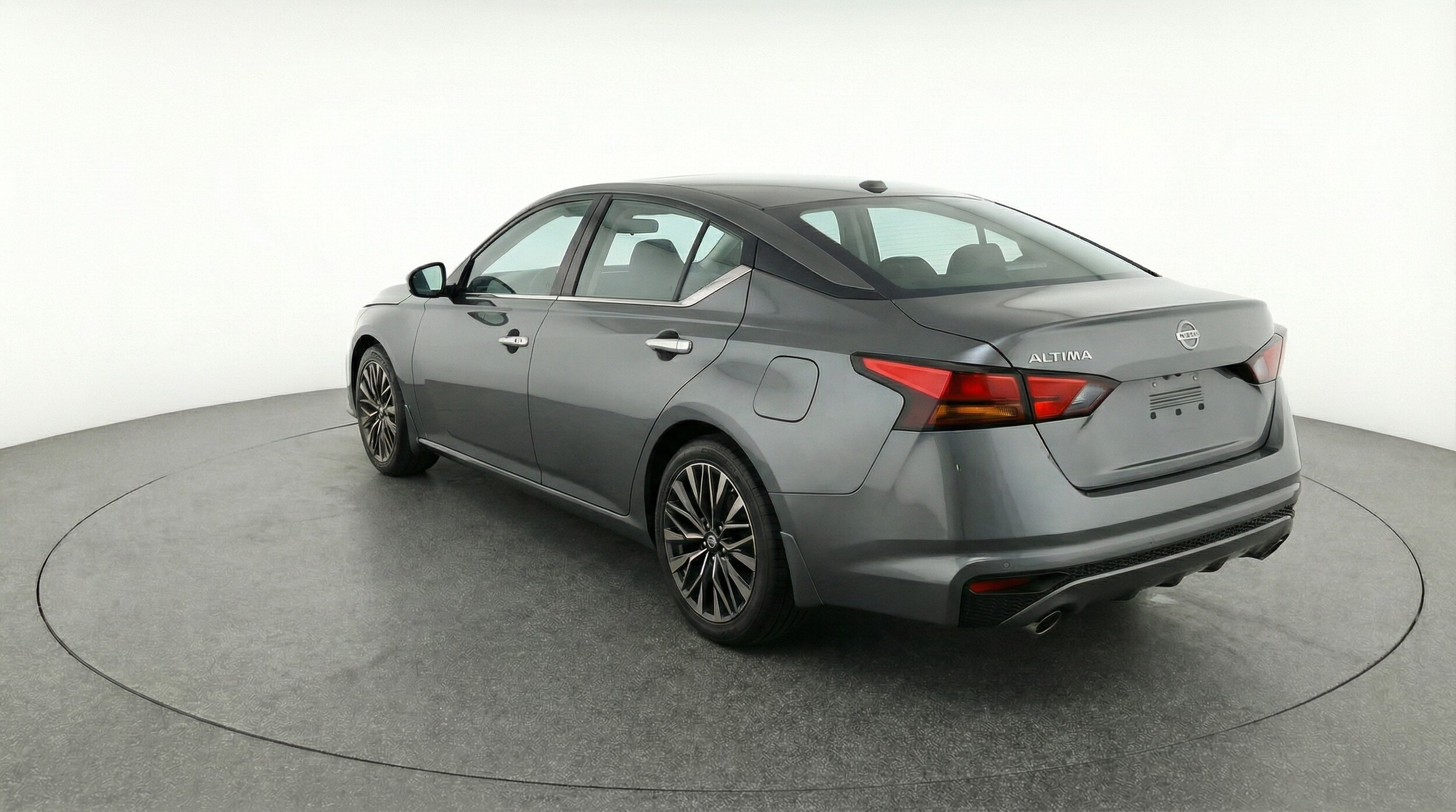 Thumbnail: 2025 Nissan Altima - 5