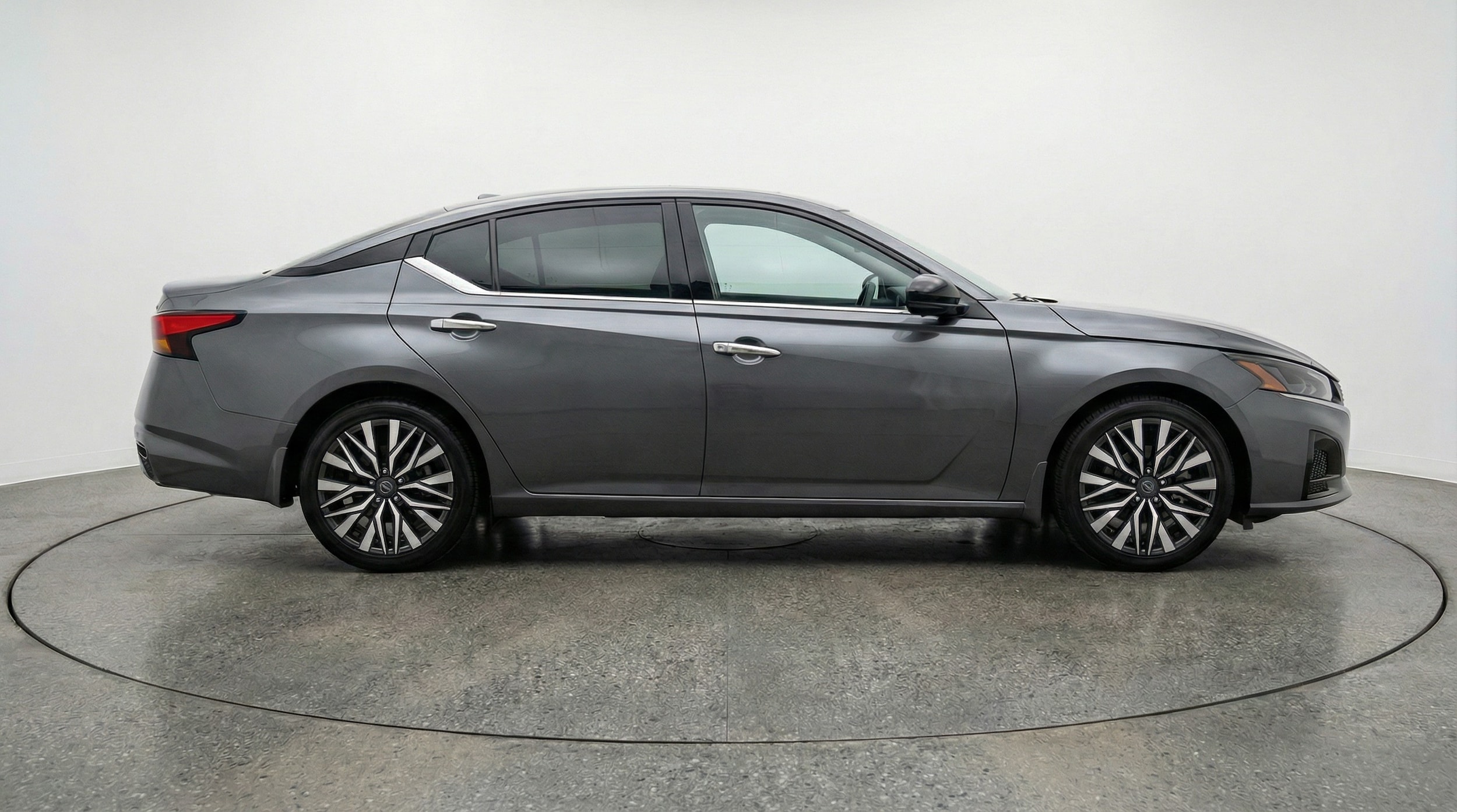 Thumbnail: 2025 Nissan Altima - 8