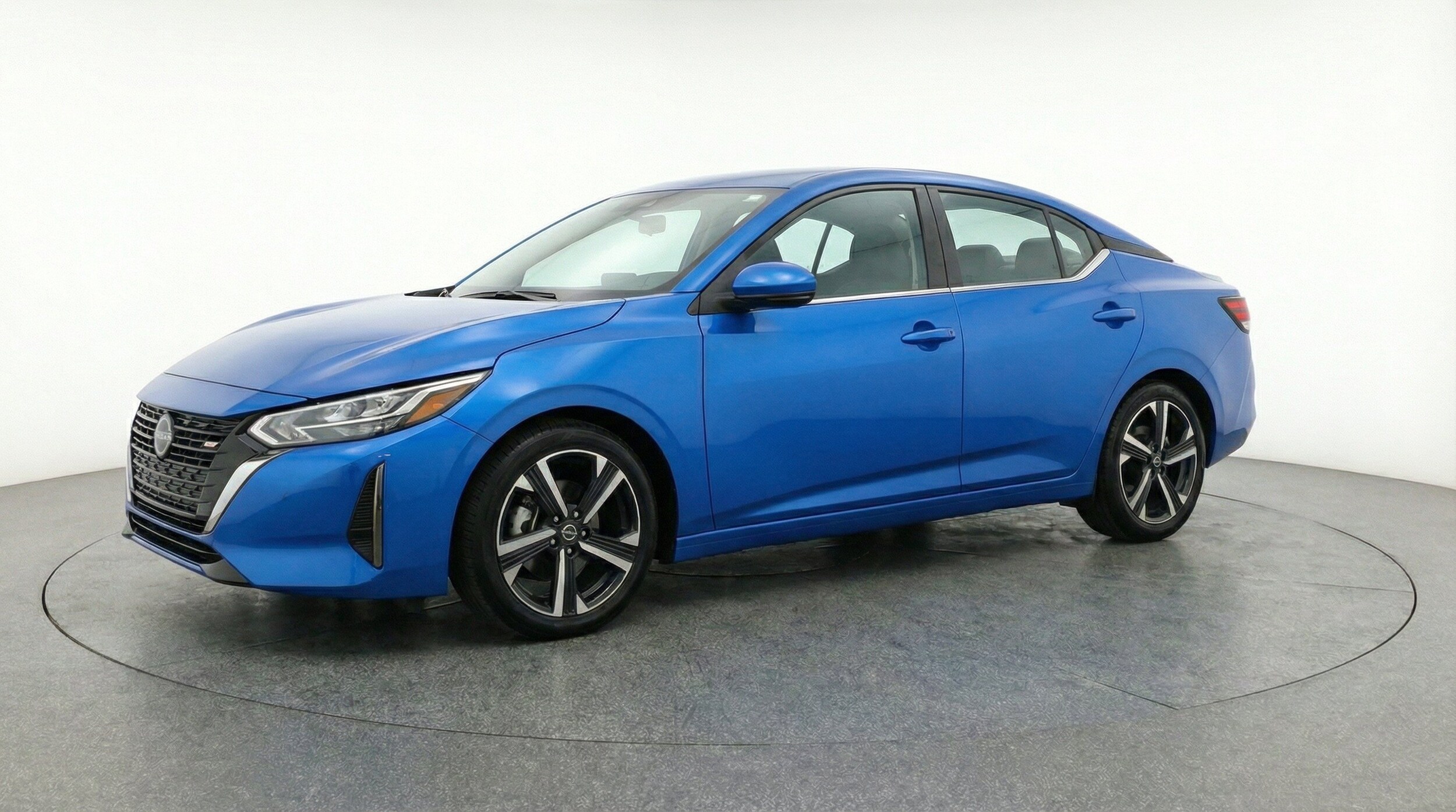 Thumbnail: 2025 Nissan Sentra - 3