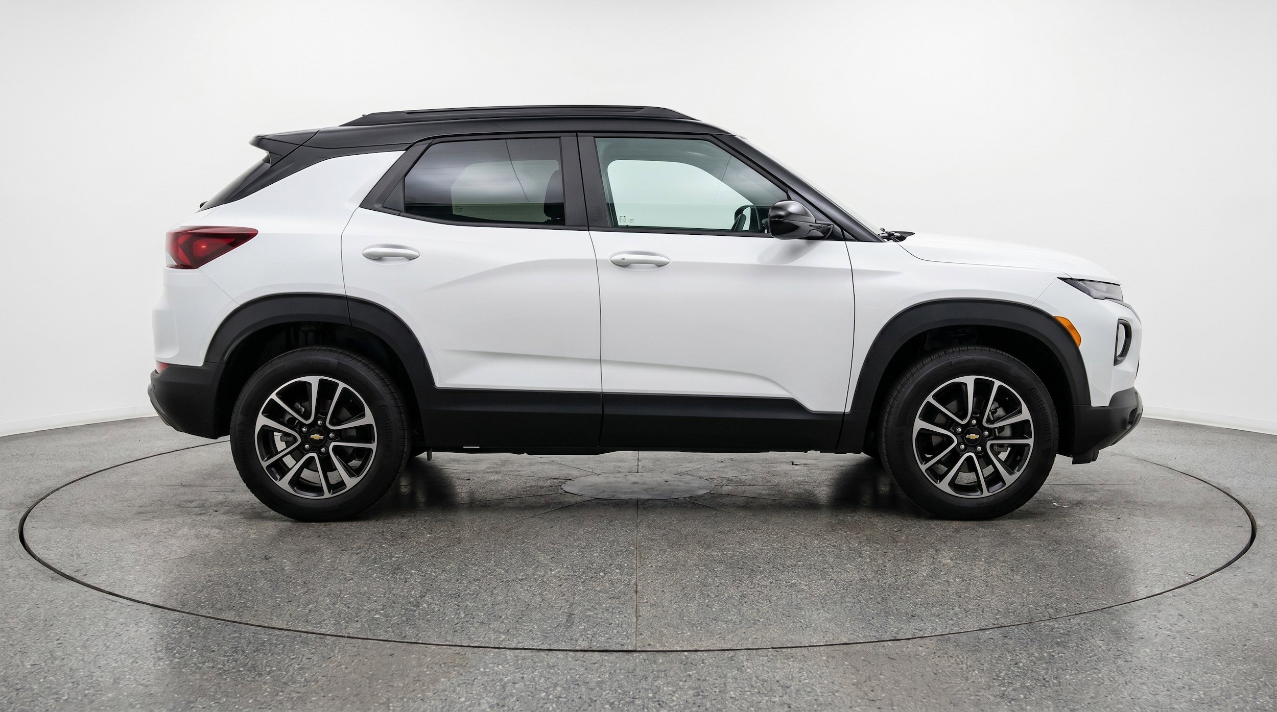 Thumbnail: 2025 Chevrolet TrailBlazer - 11