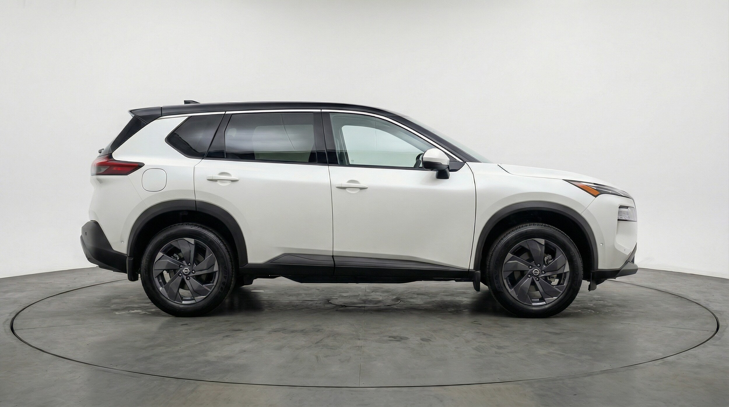 Thumbnail: 2025 Nissan Rogue - 8