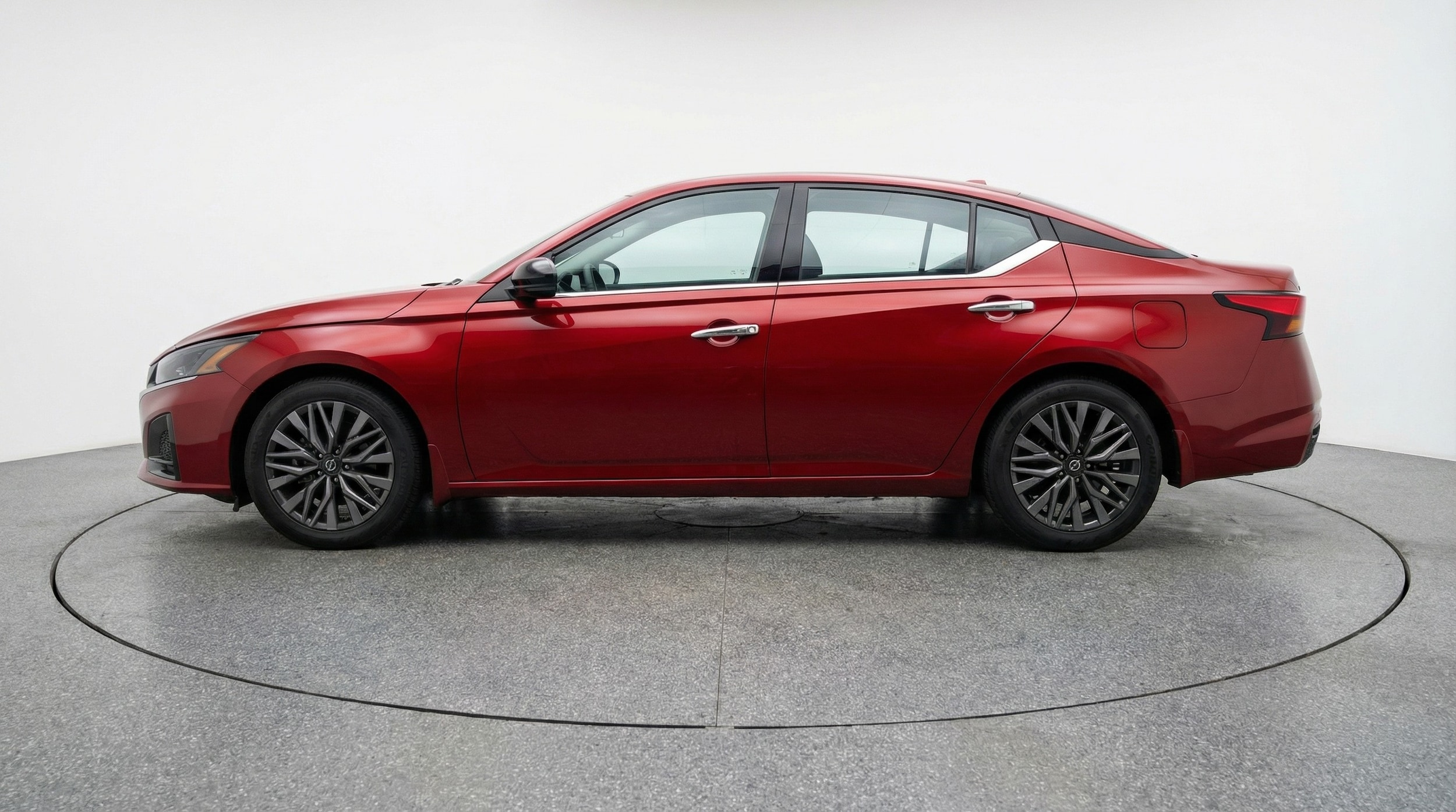 Thumbnail: 2025 Nissan Altima - 4