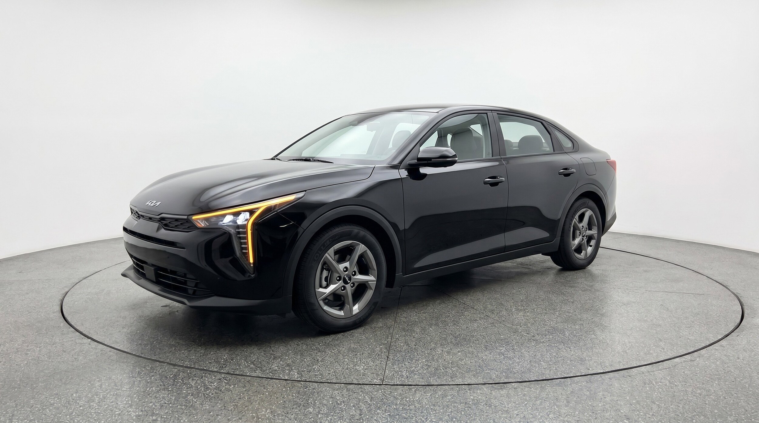 Thumbnail: 2025 Kia K4 - 3
