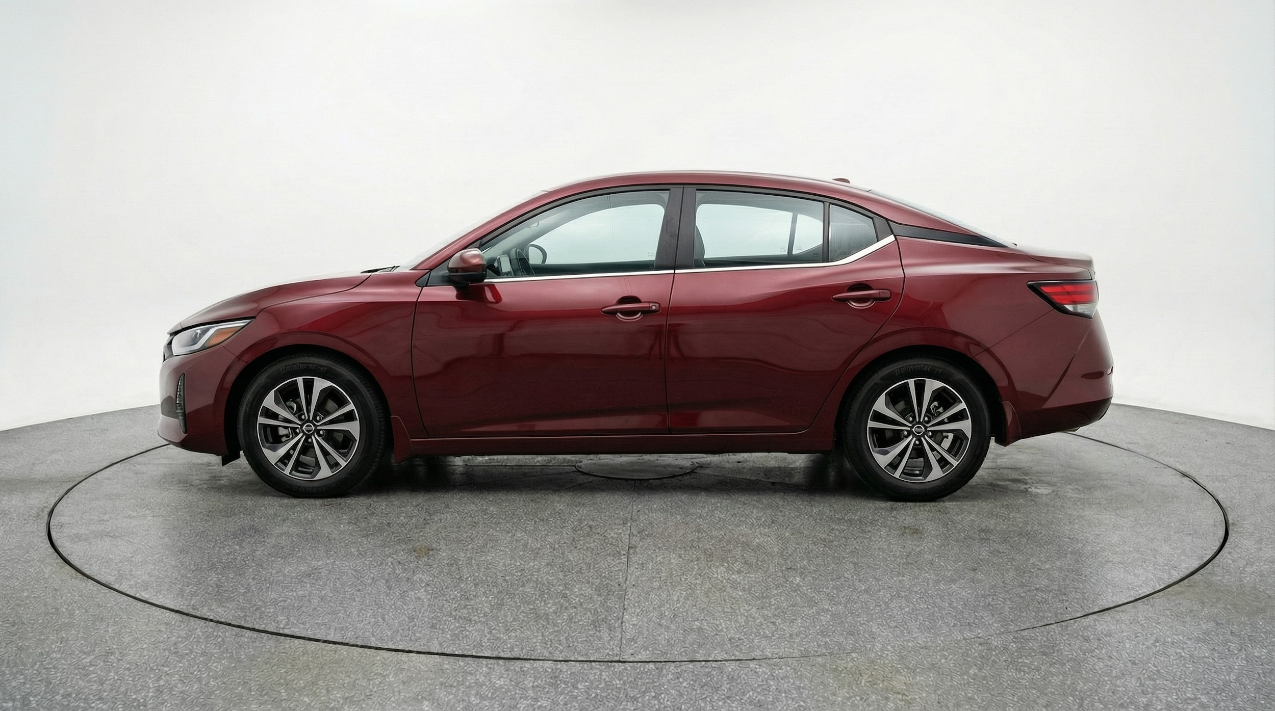 Thumbnail: 2025 Nissan Sentra - 4