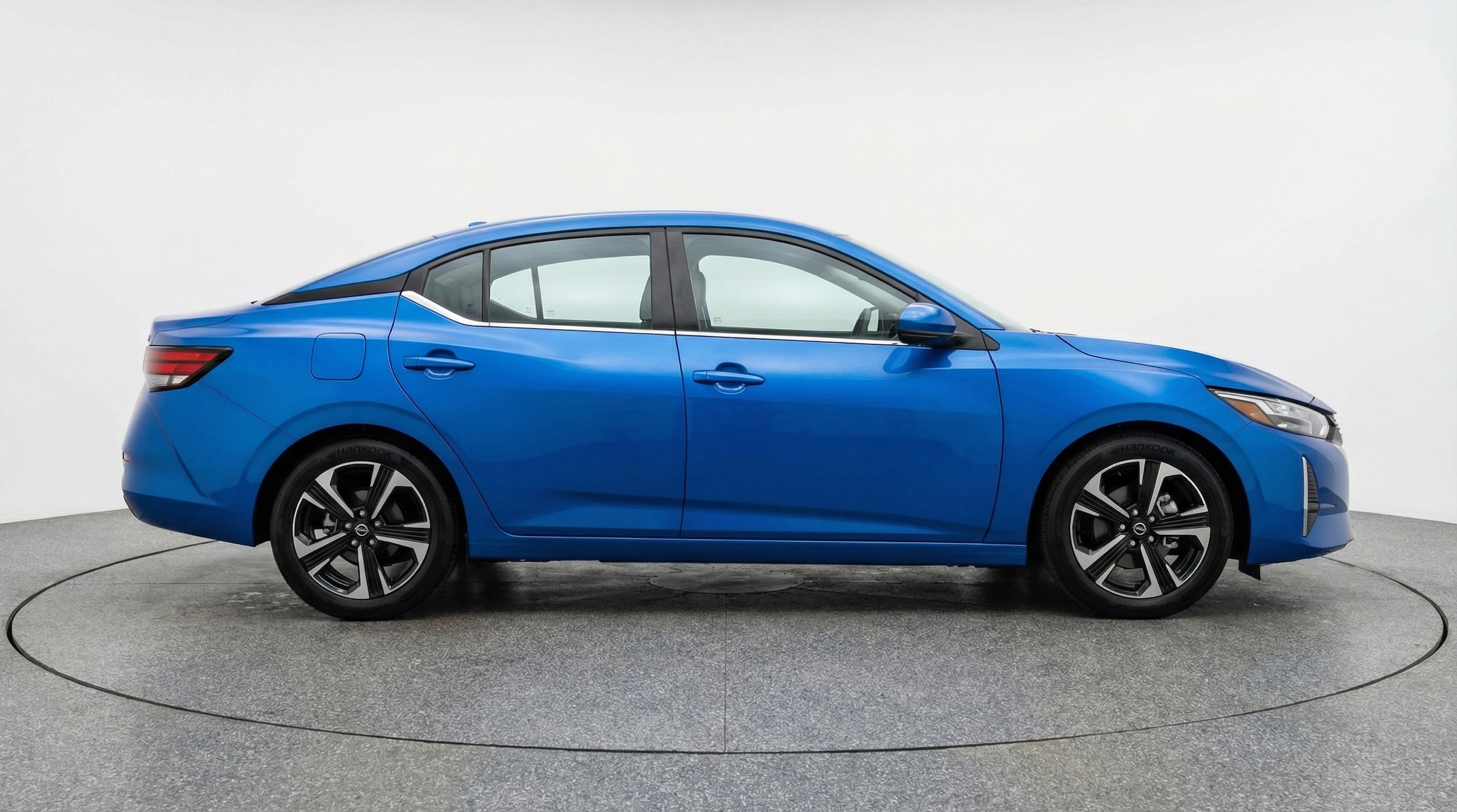 Thumbnail: 2025 Nissan Sentra - 8