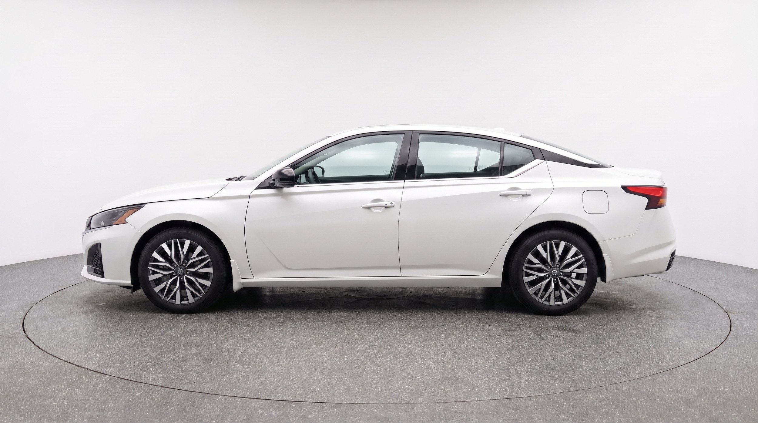 Thumbnail: 2026 Nissan Altima - 5