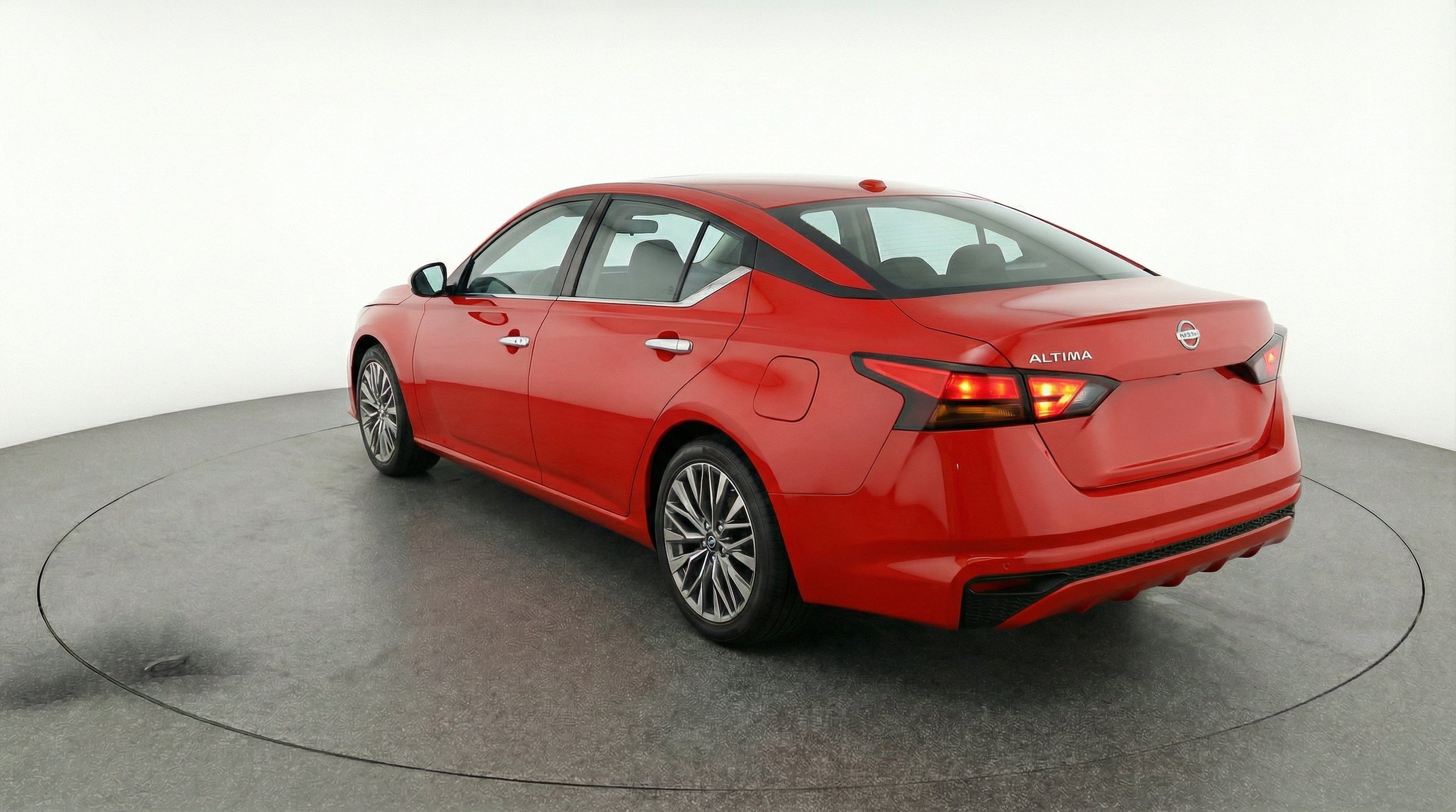 Thumbnail: 2025 Nissan Altima - 6