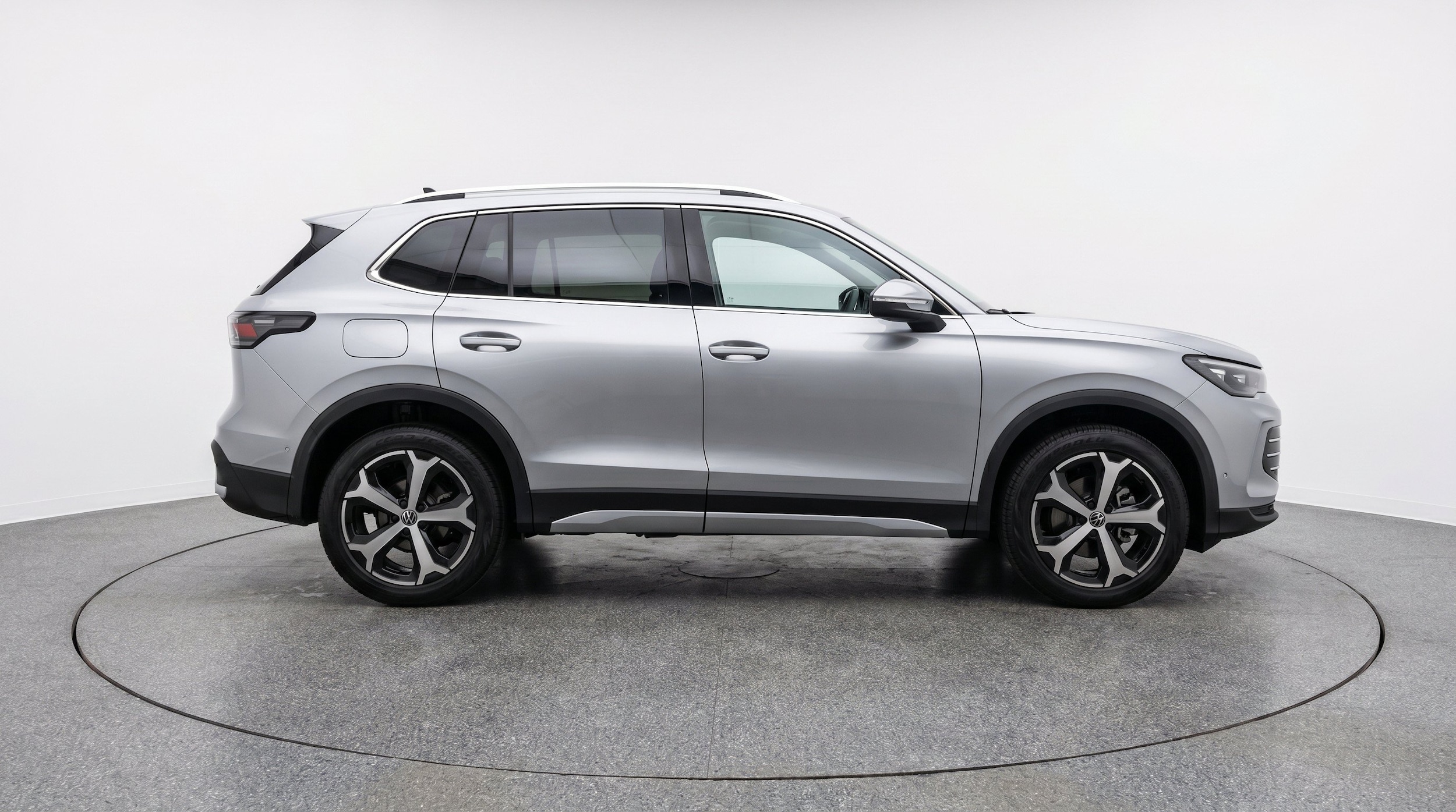 Thumbnail: 2026 Volkswagen Tiguan - 11