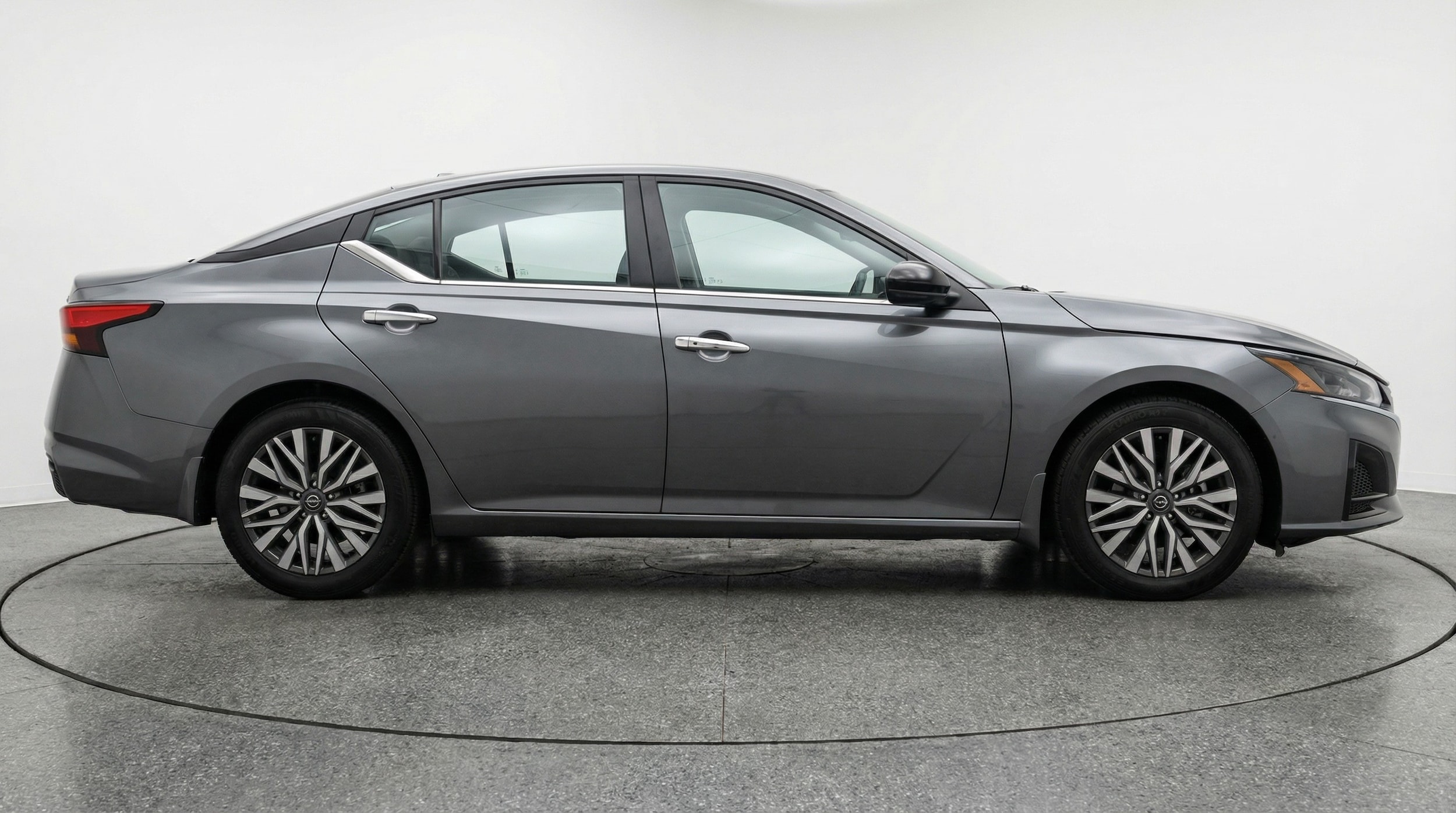 Thumbnail: 2025 Nissan Altima - 8