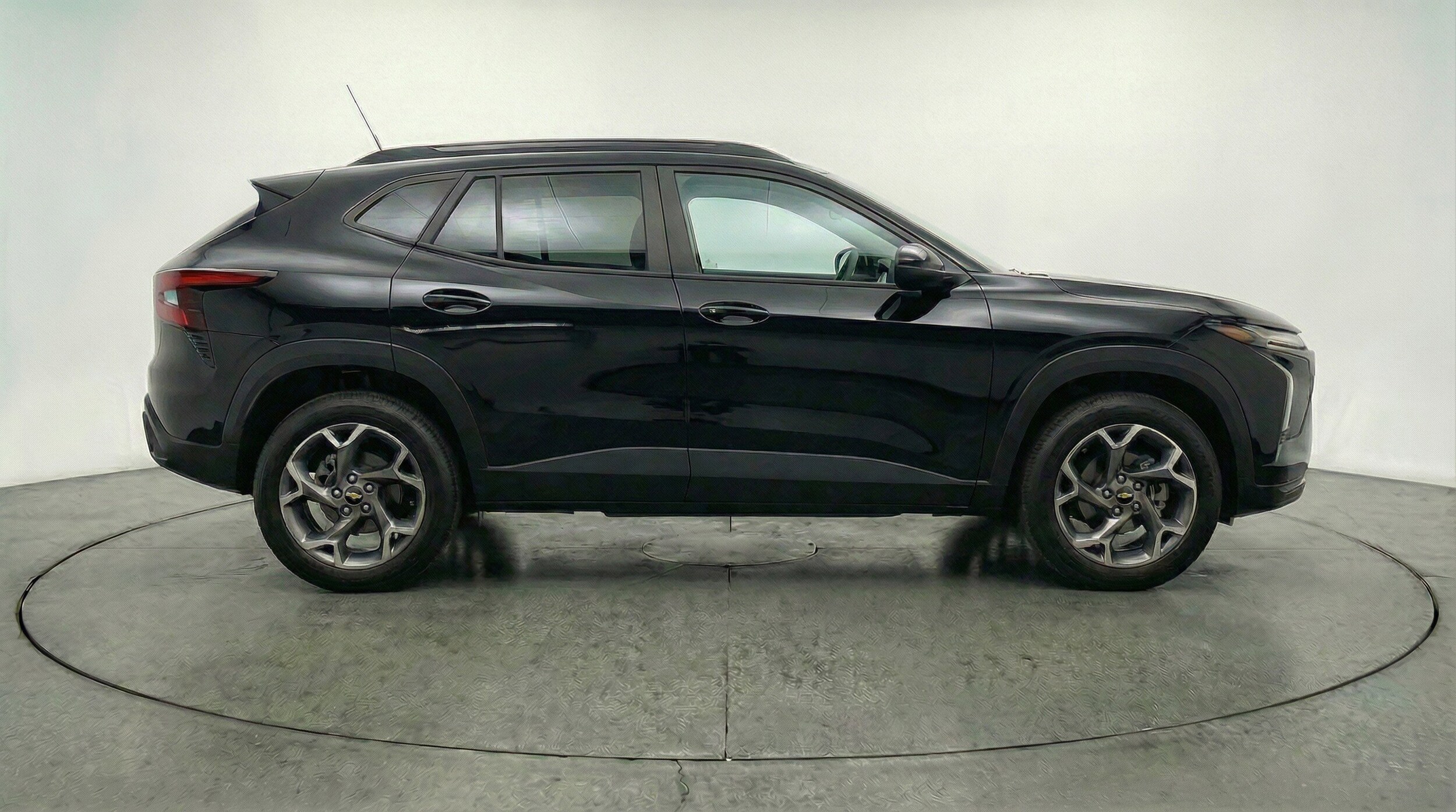 Thumbnail: 2025 Chevrolet Trax - 11