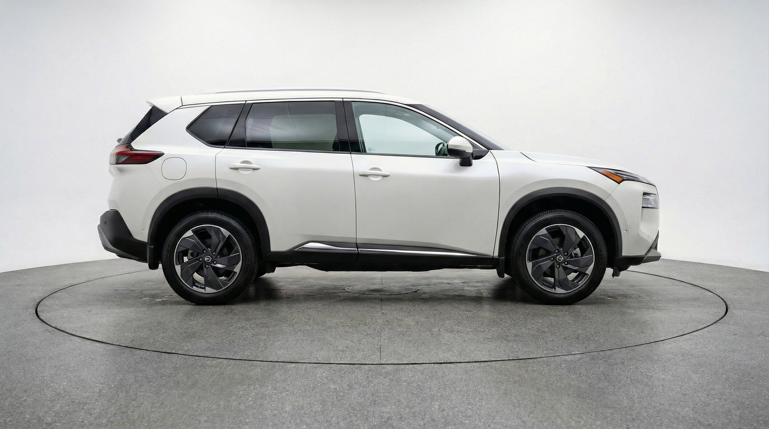 Thumbnail: 2025 Nissan Rogue - 11