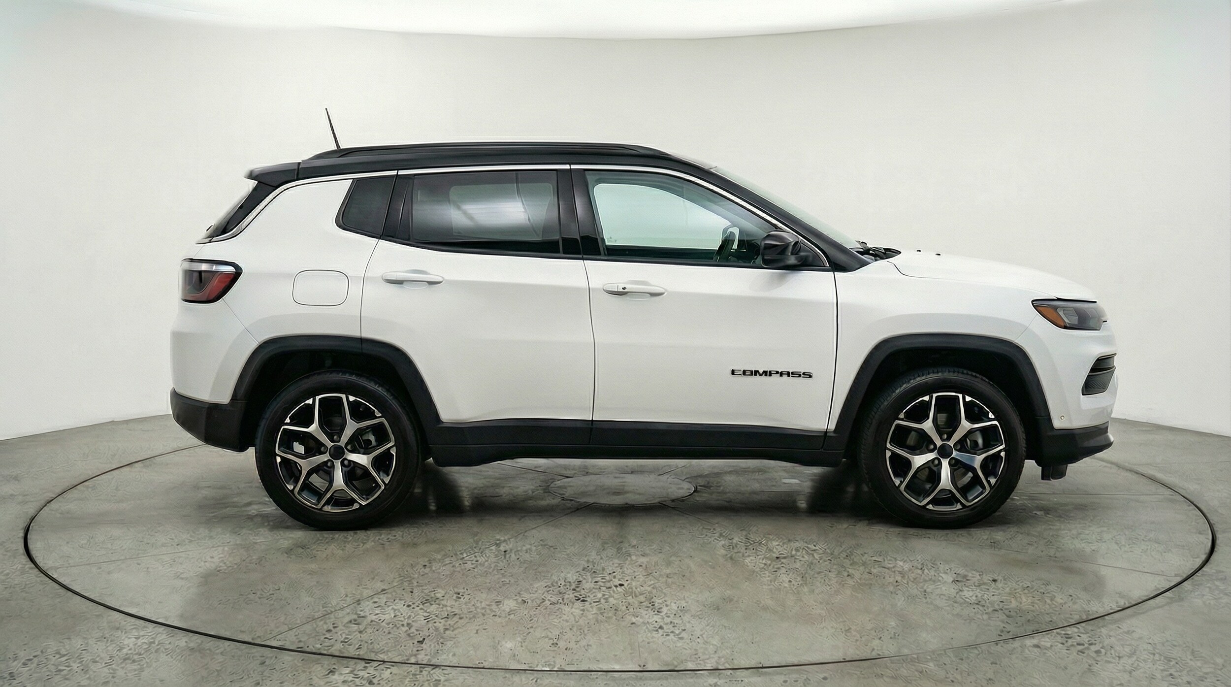 Thumbnail: 2025 Jeep Compass - 8