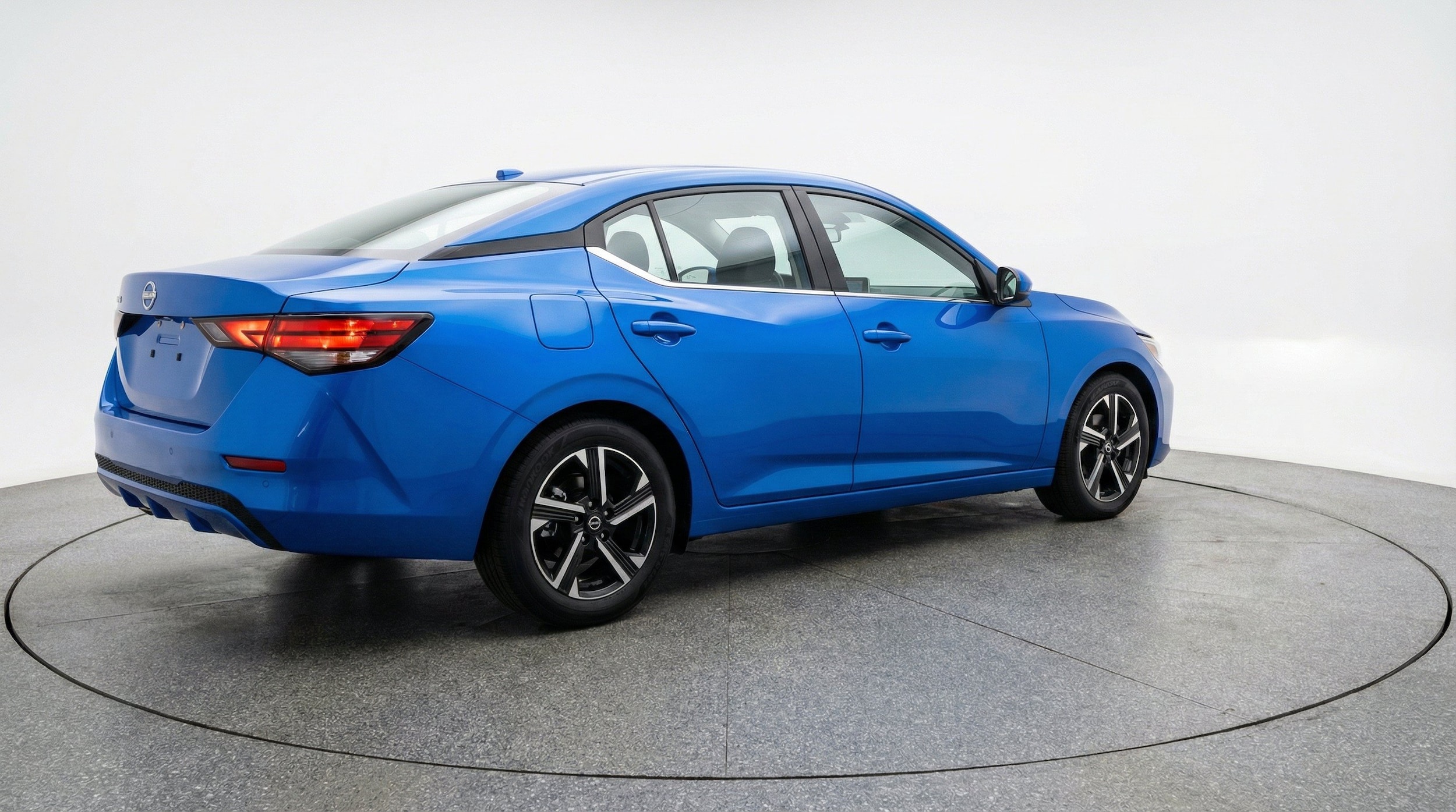 Thumbnail: 2025 Nissan Sentra - 9