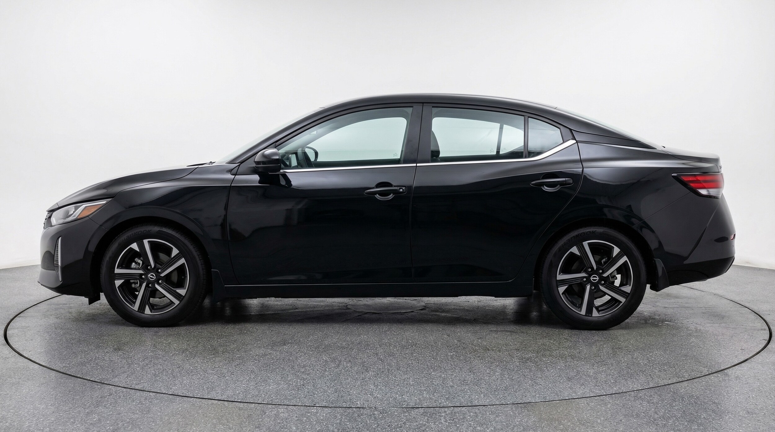 Thumbnail: 2025 Nissan Sentra - 4