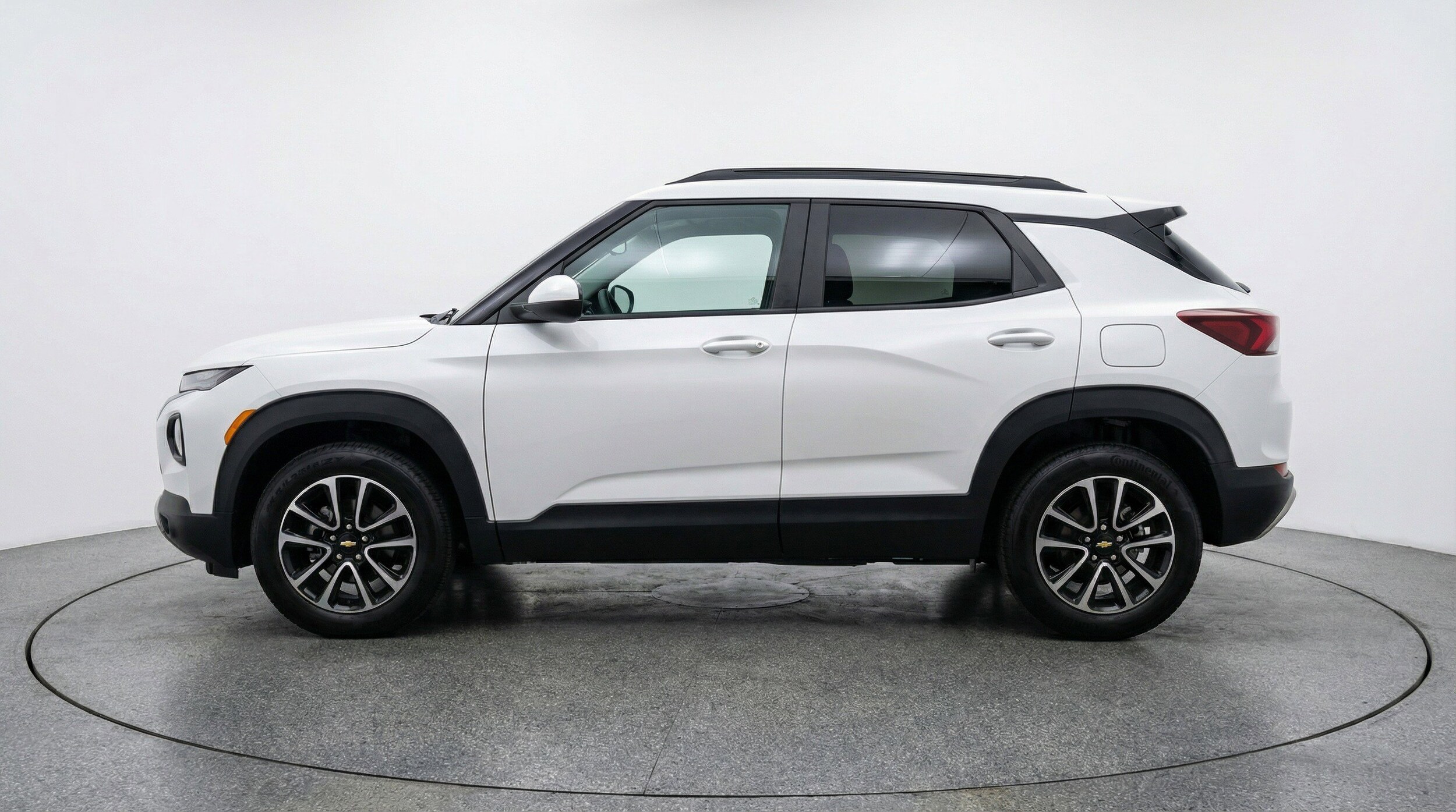 Thumbnail: 2025 Chevrolet TrailBlazer - 5