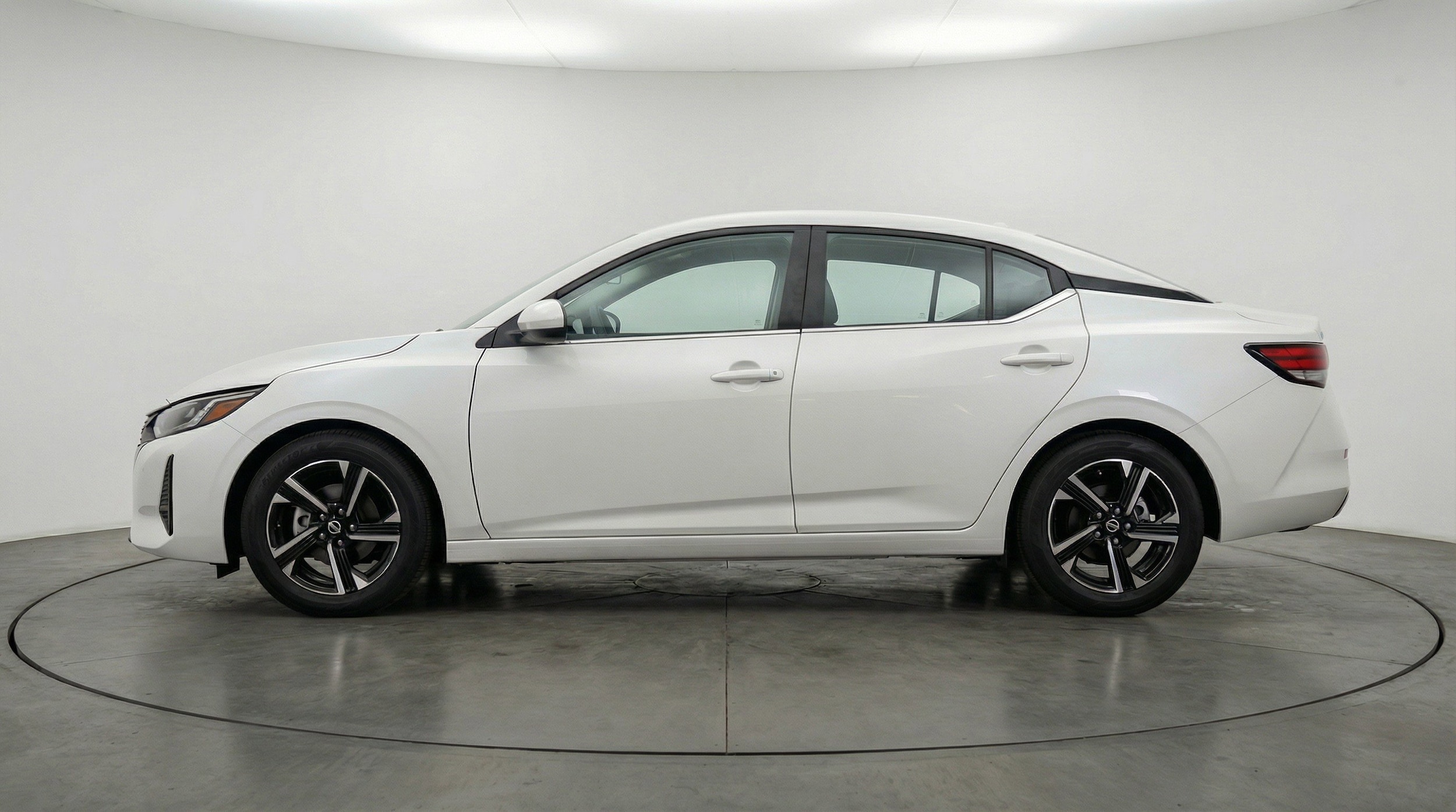 Thumbnail: 2025 Nissan Sentra - 5