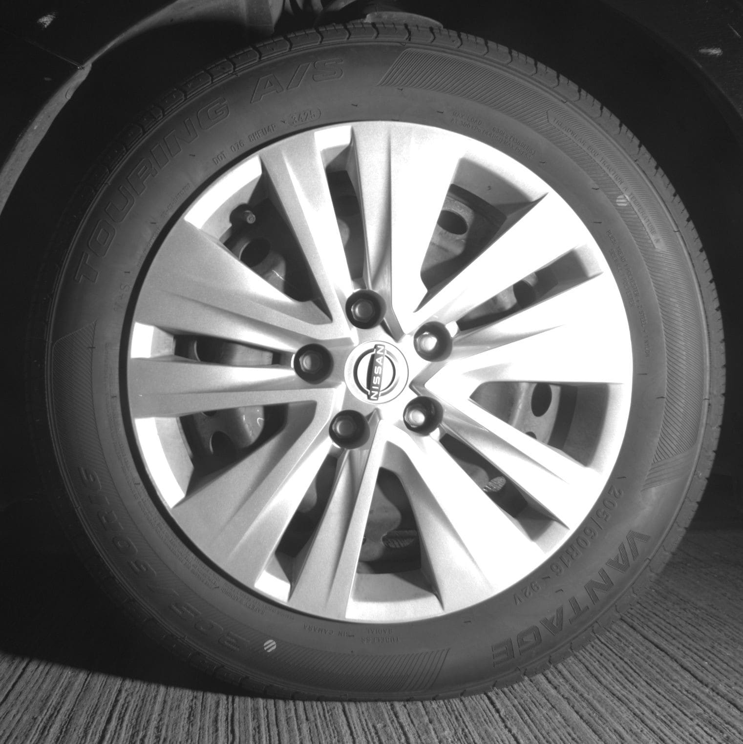 Thumbnail: 2025 Nissan Sentra - 9