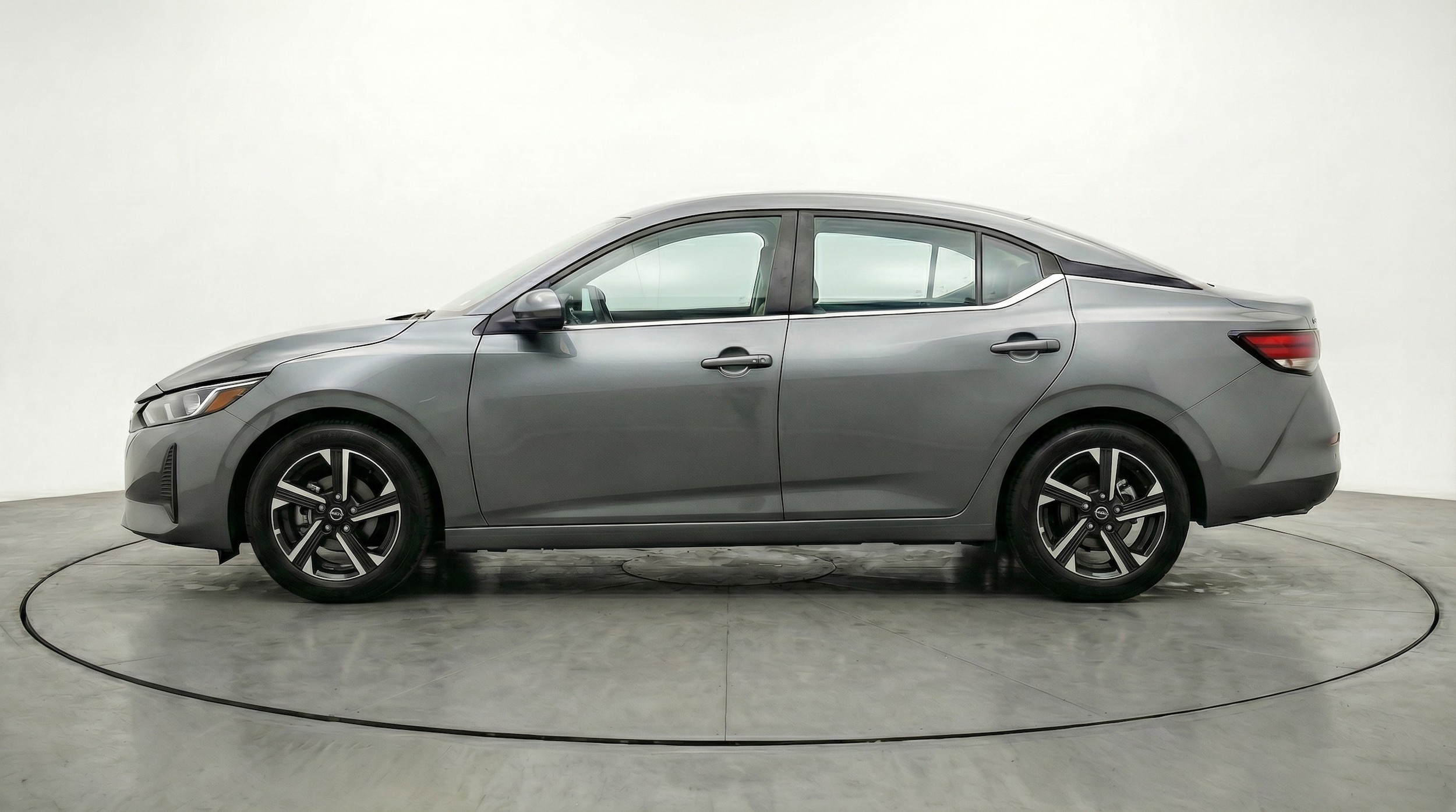 Thumbnail: 2025 Nissan Sentra - 5