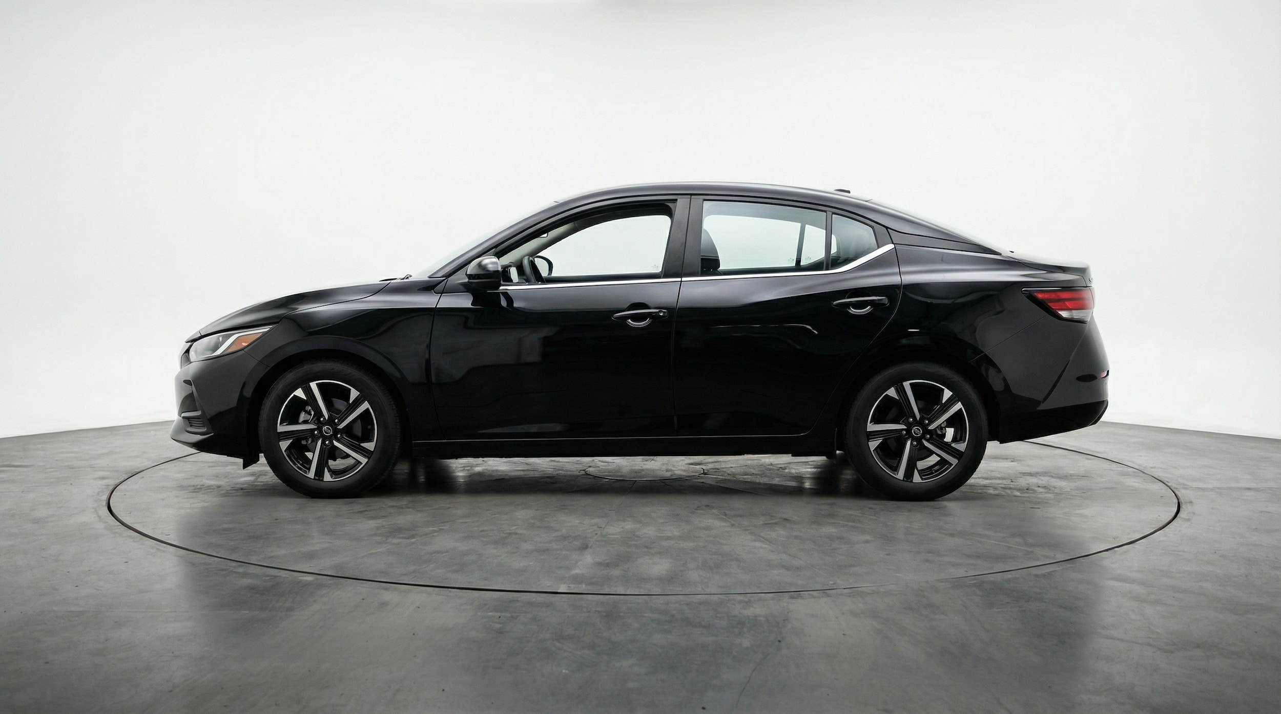 Thumbnail: 2025 Nissan Sentra - 4