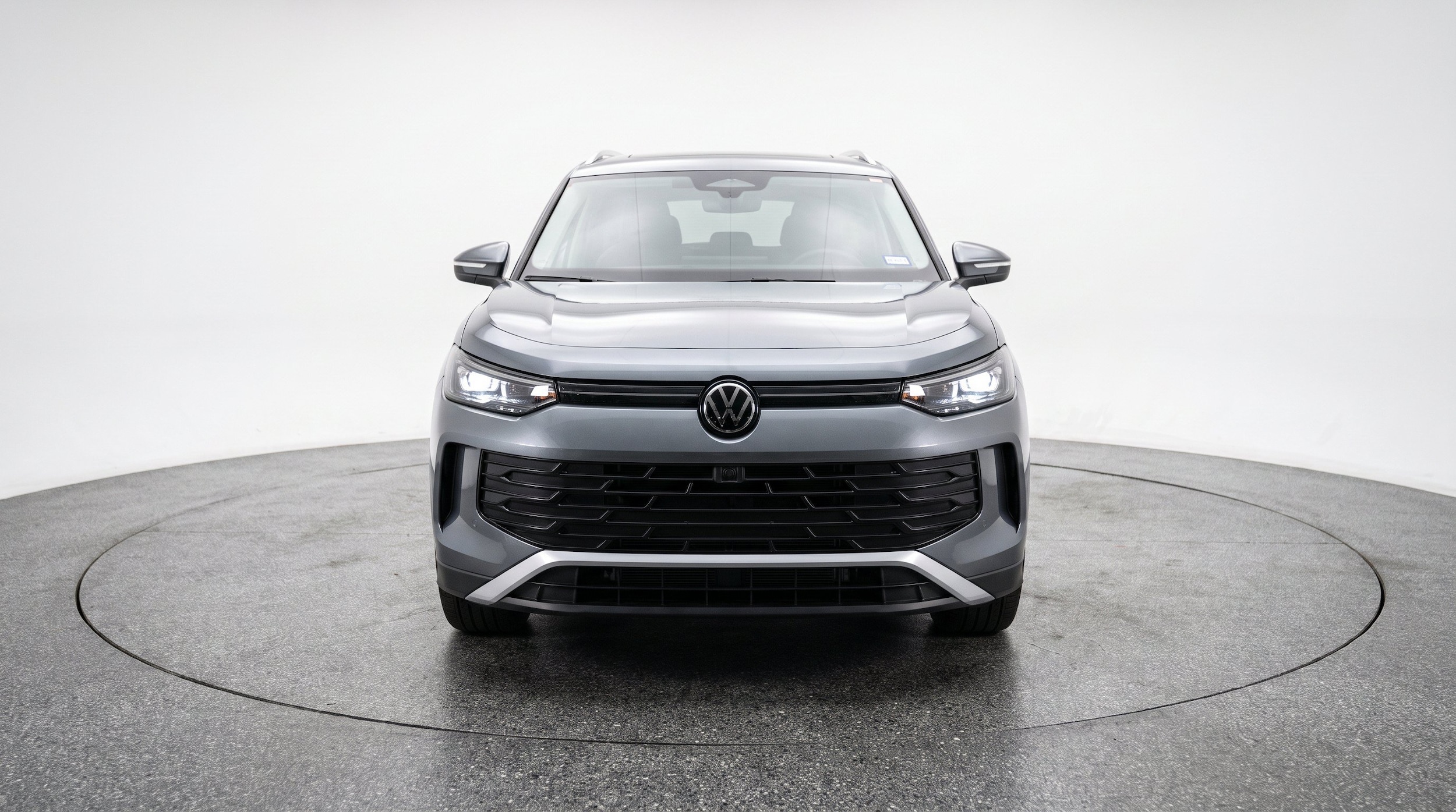 Thumbnail: 2026 Volkswagen Tiguan - 2