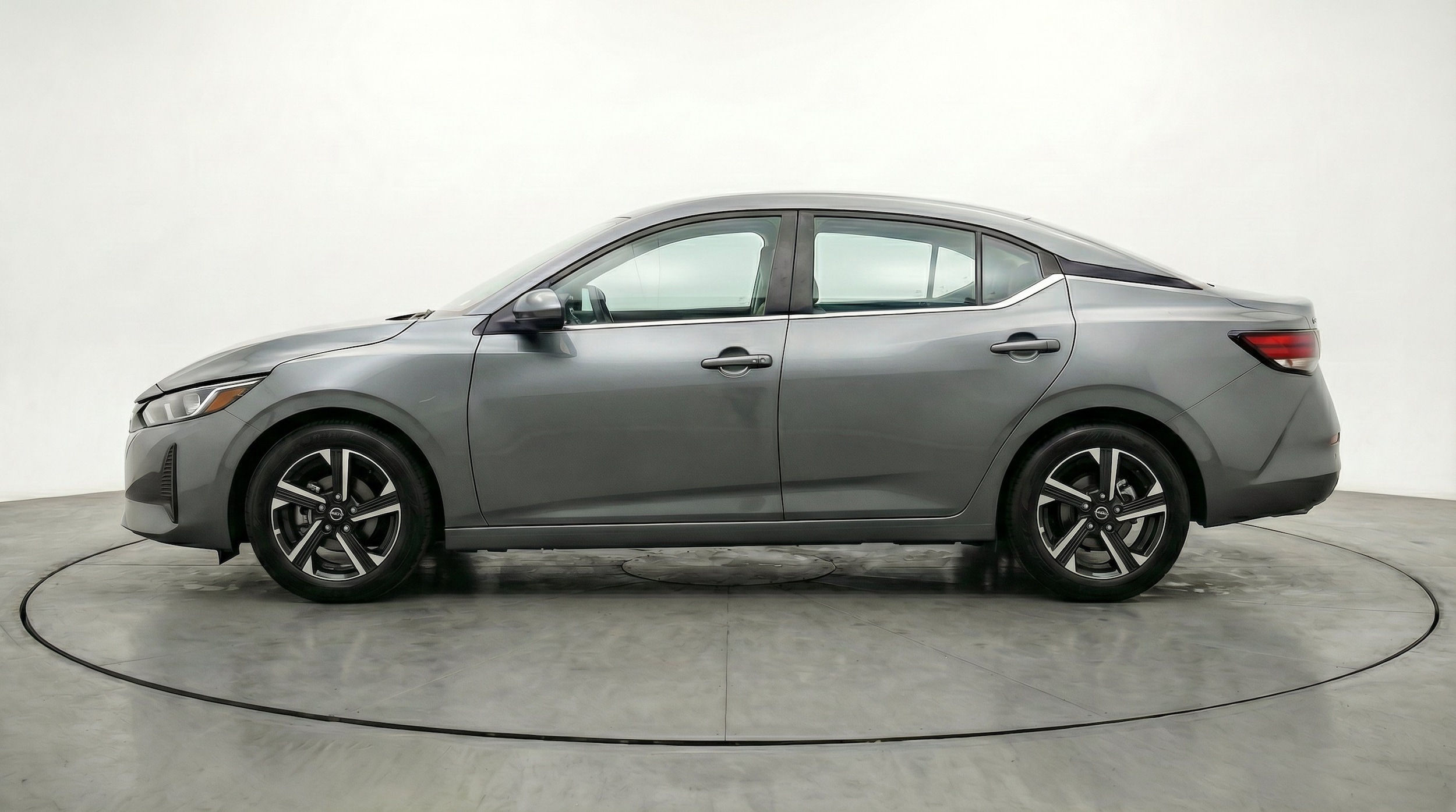 Thumbnail: 2025 Nissan Sentra - 5