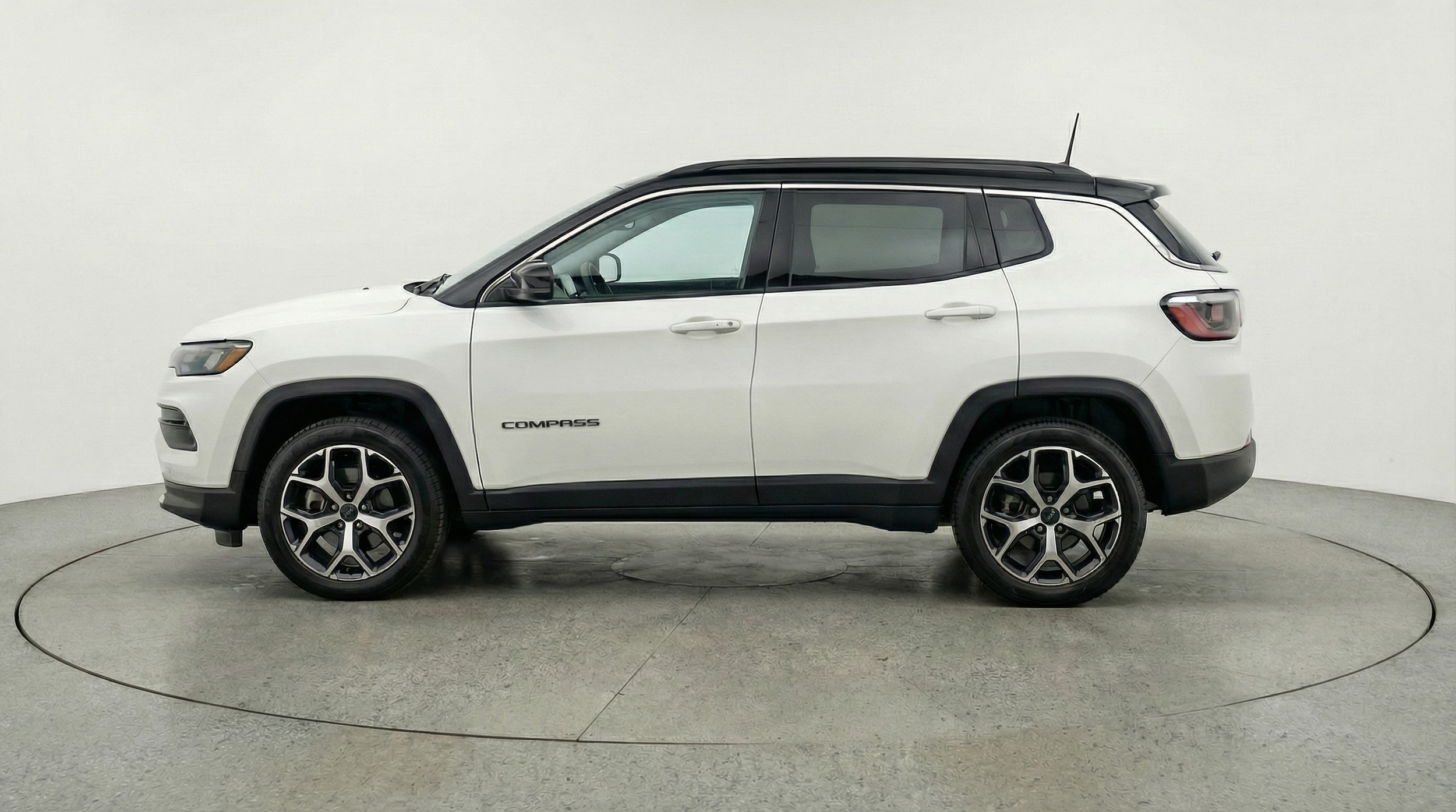 Thumbnail: 2025 Jeep Compass - 4