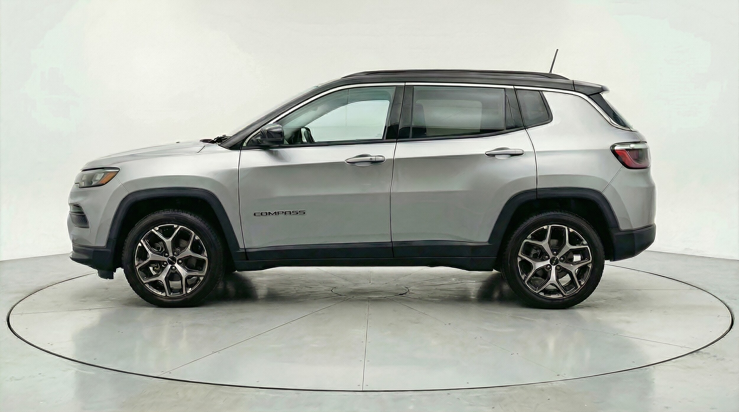 Thumbnail: 2025 Jeep Compass - 4