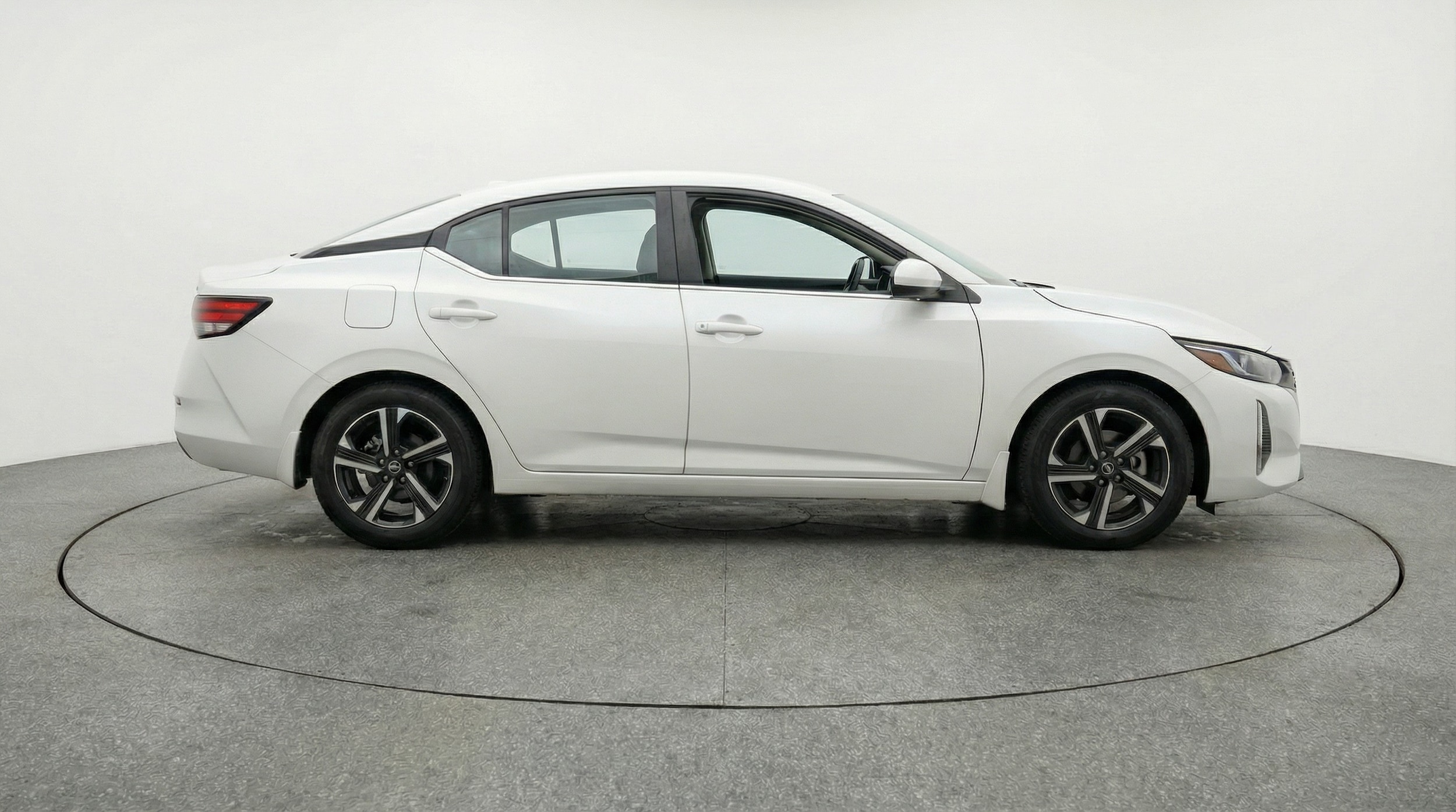 Thumbnail: 2025 Nissan Sentra - 8