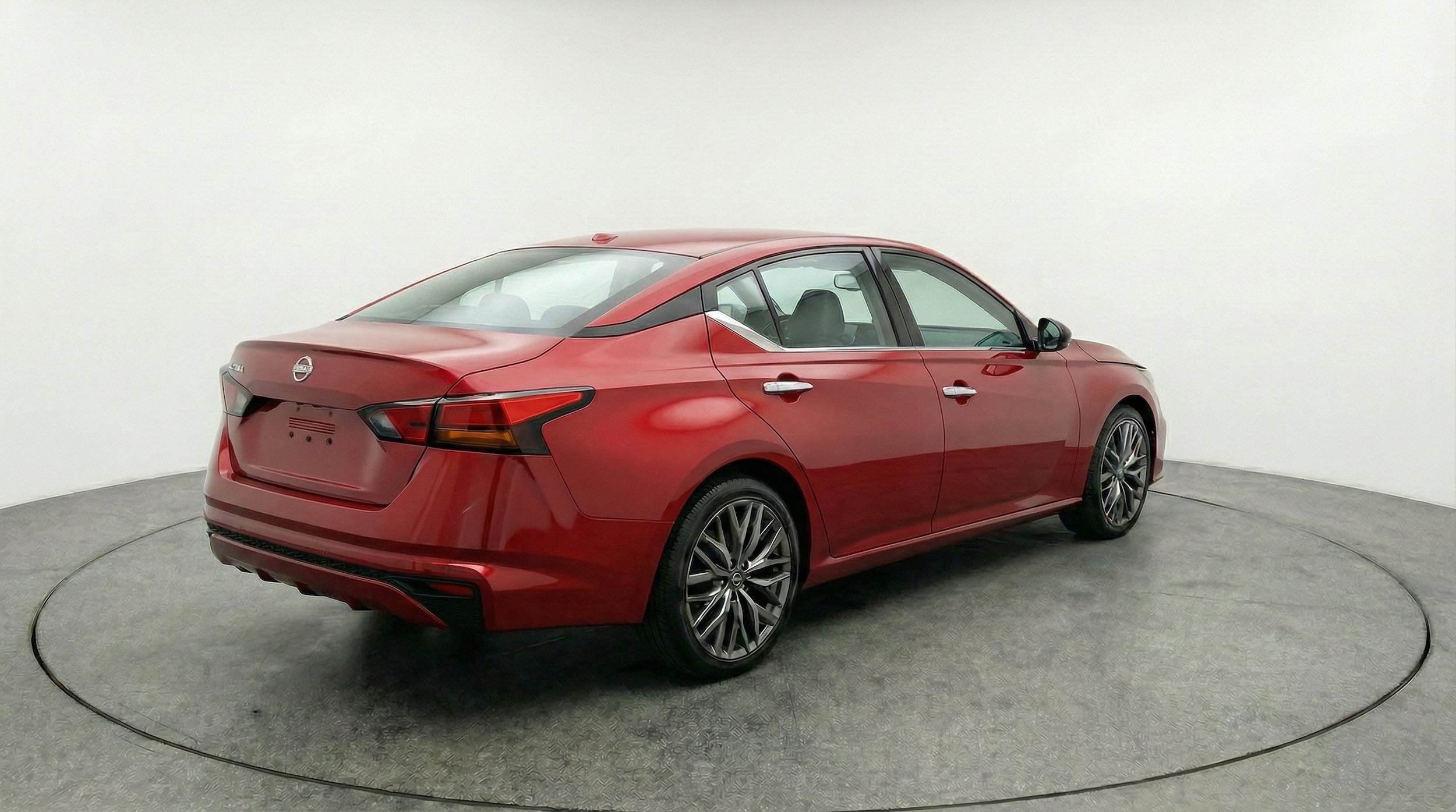 Thumbnail: 2025 Nissan Altima - 9