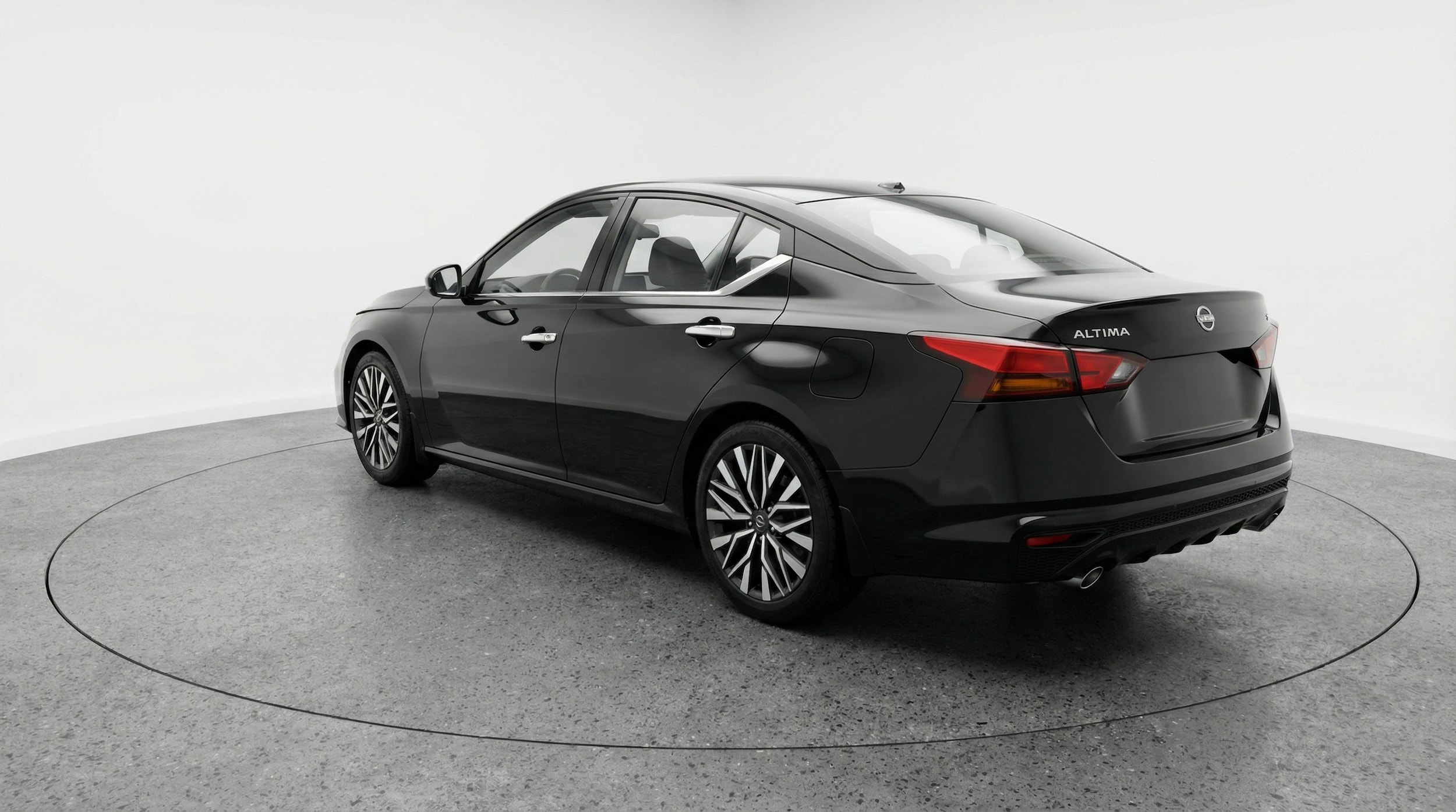 Thumbnail: 2025 Nissan Altima - 5