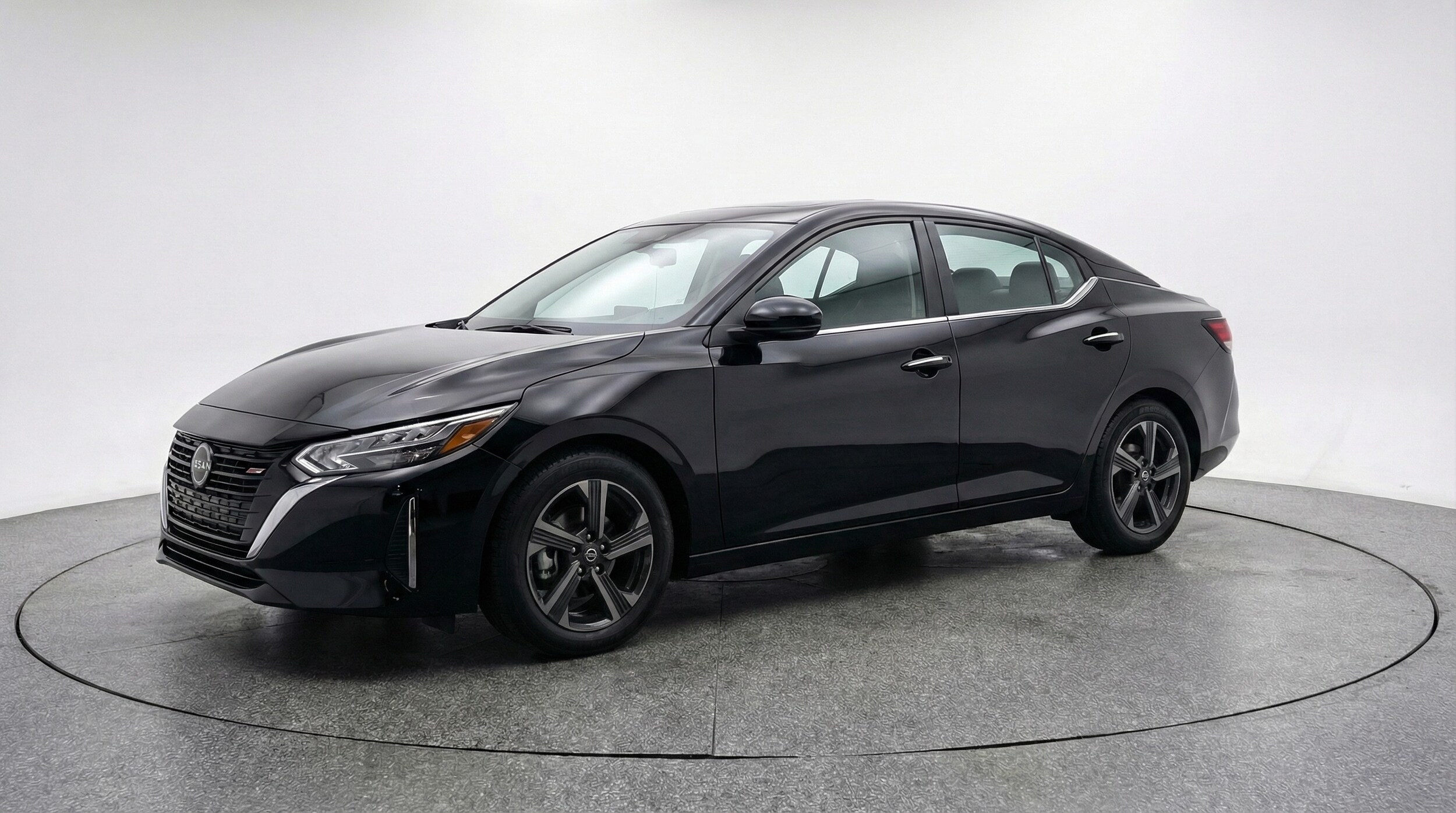 Thumbnail: 2025 Nissan Sentra - 3